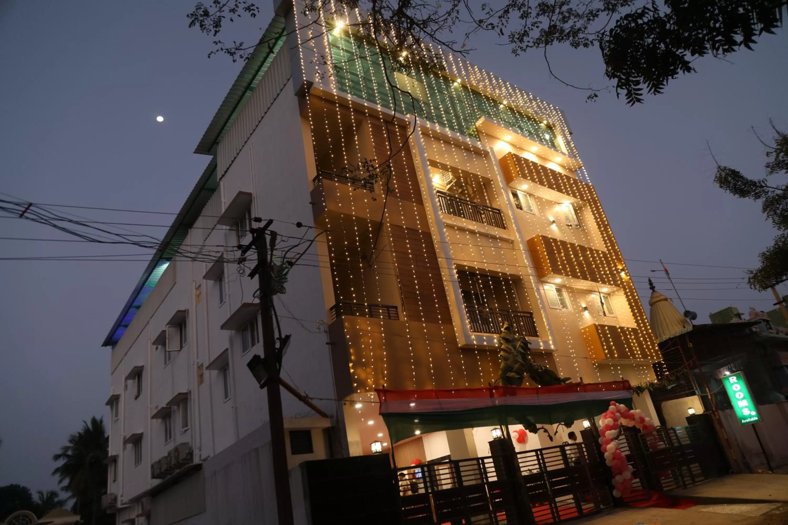 Hotel RK - Temple Stay