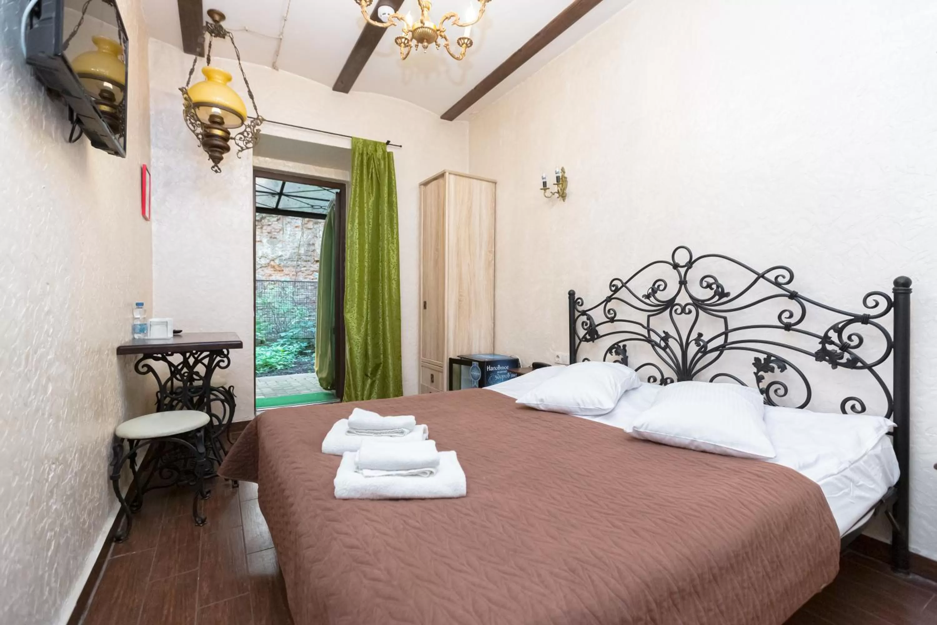 Superior Double Room in Staryi Krakiv