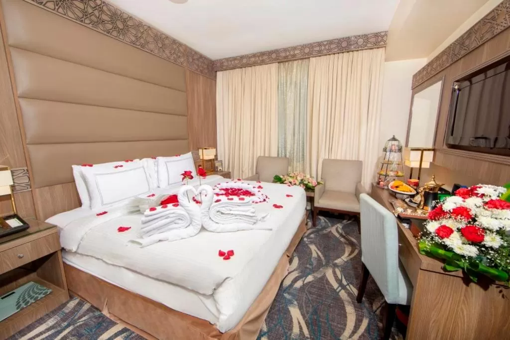 Bed in Dallah Taibah Hotel
