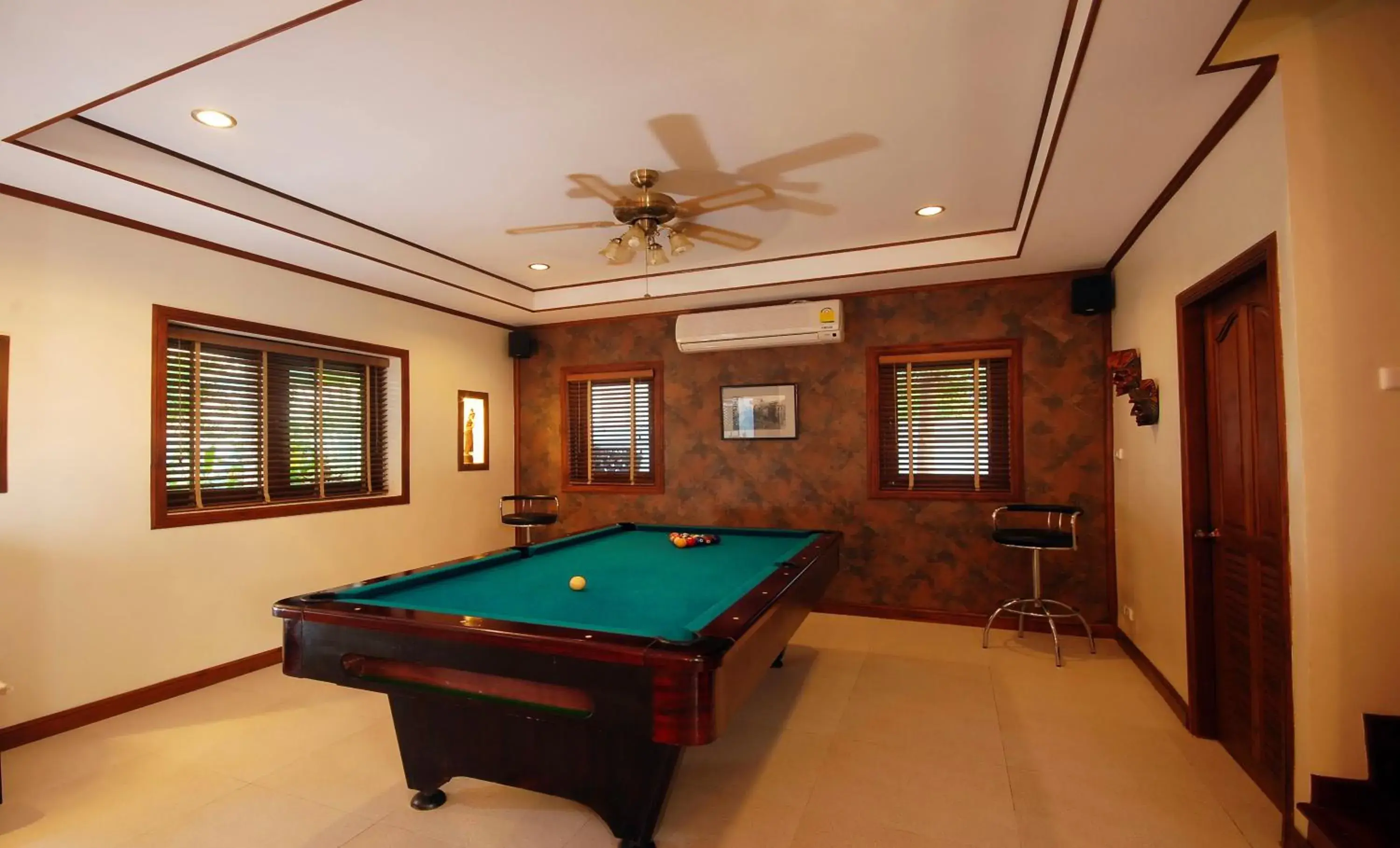 Billiard, Billiards in Samui Sun Villa