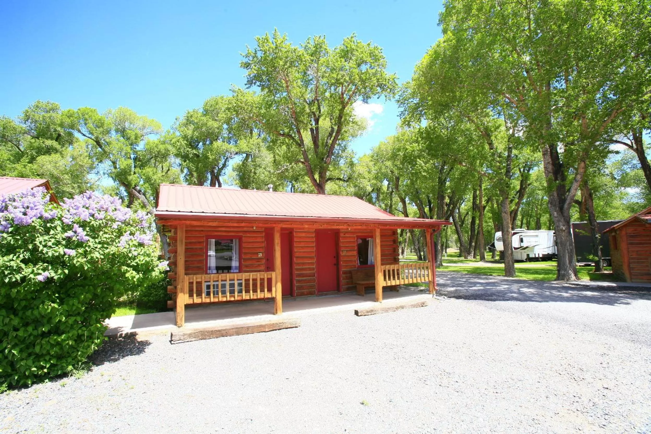 Facade/entrance in The Longhorn Ranch Resort Lodge & RV Park