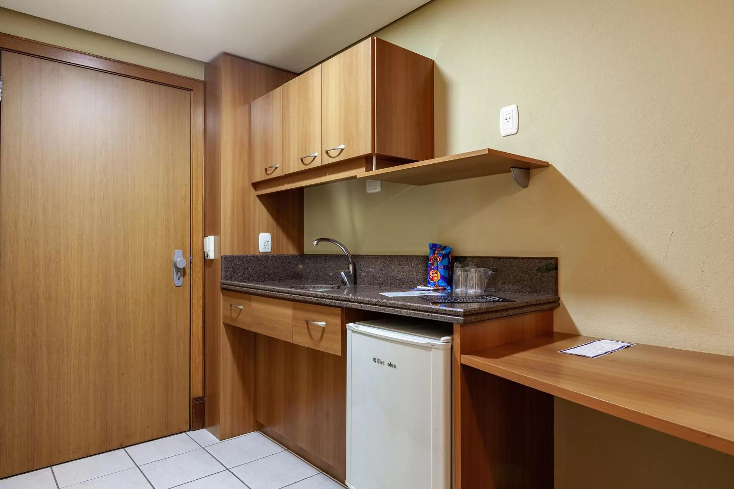 Kitchen or kitchenette in Tri Hotel Executive Caxias