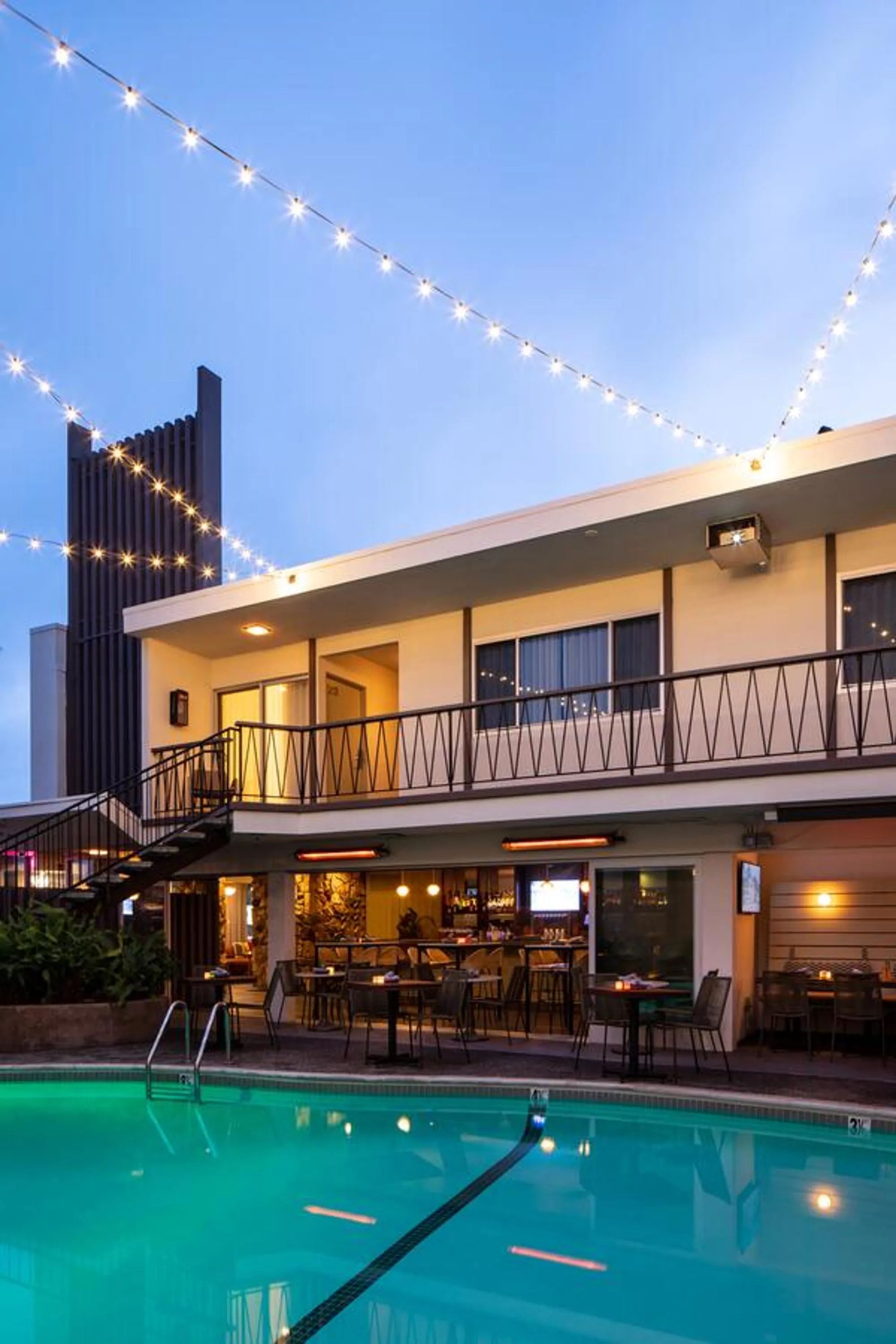 Dining area in The Pearl Hotel
