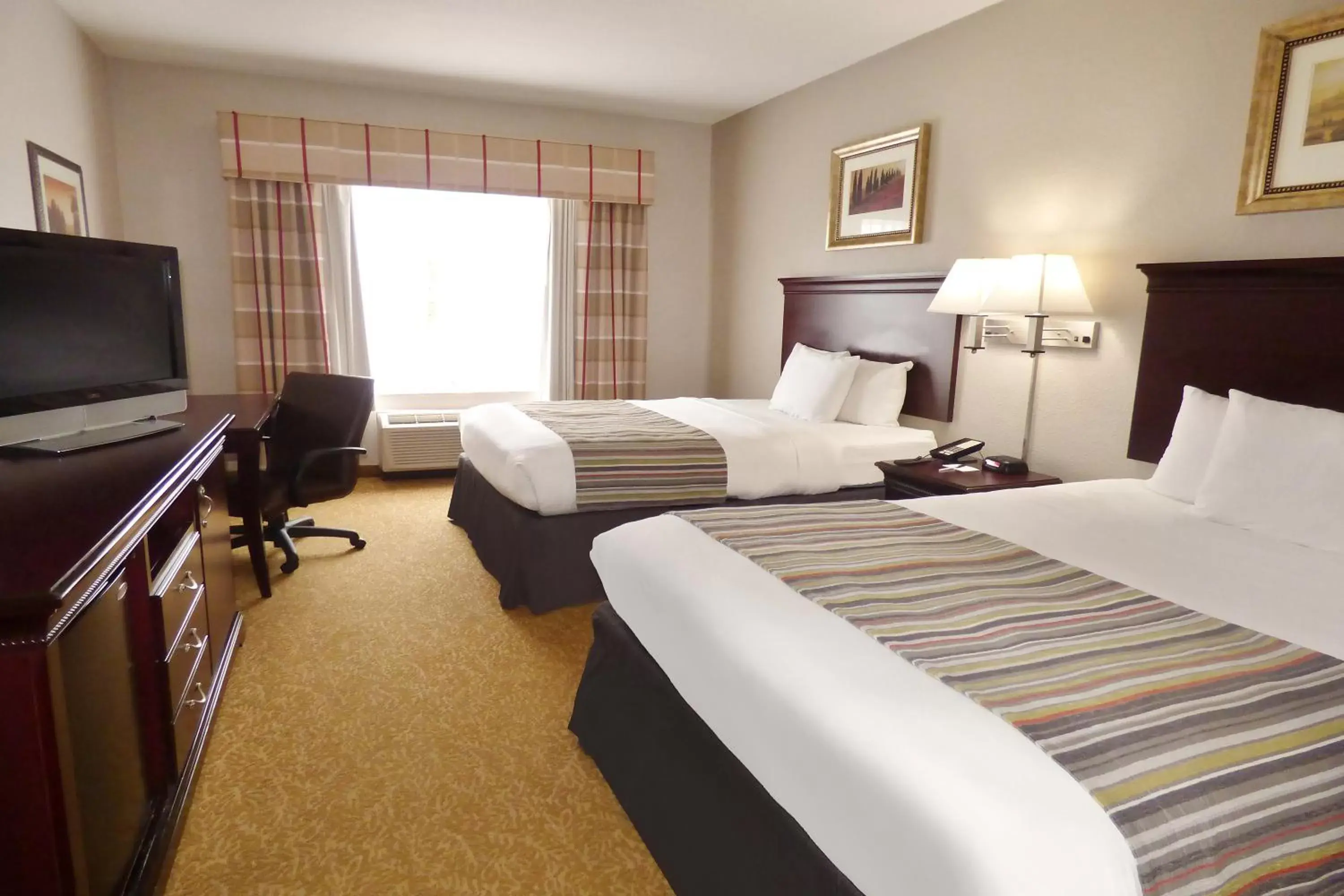 Bedroom, Bed in Country Inn & Suites by Radisson, Pensacola West, FL