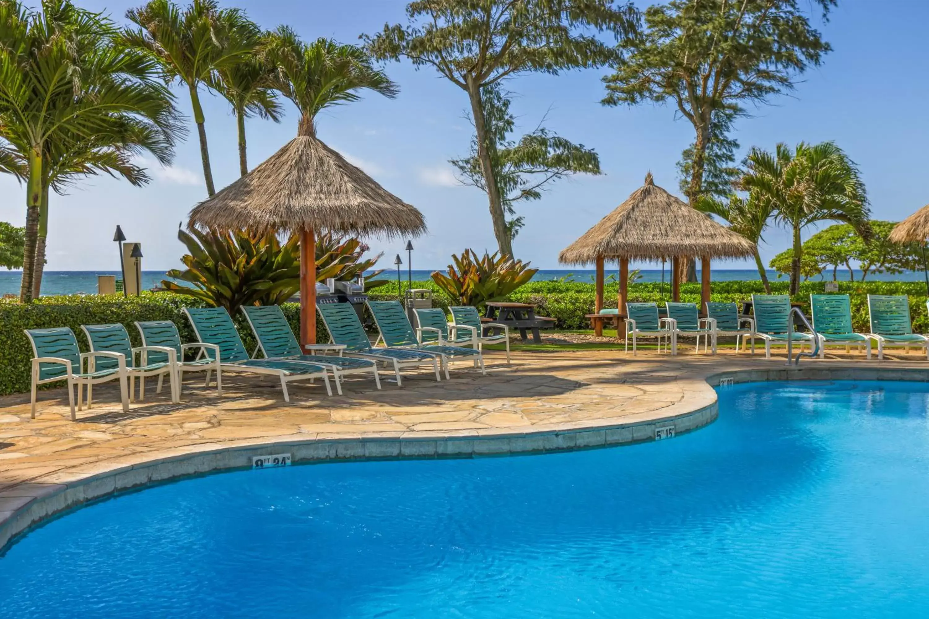 Pool view, Swimming Pool in Aston Islander On The Beach