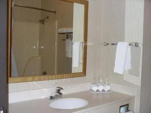 Toilet, Bathroom in Holiday Inn Express Boonville, an IHG Hotel