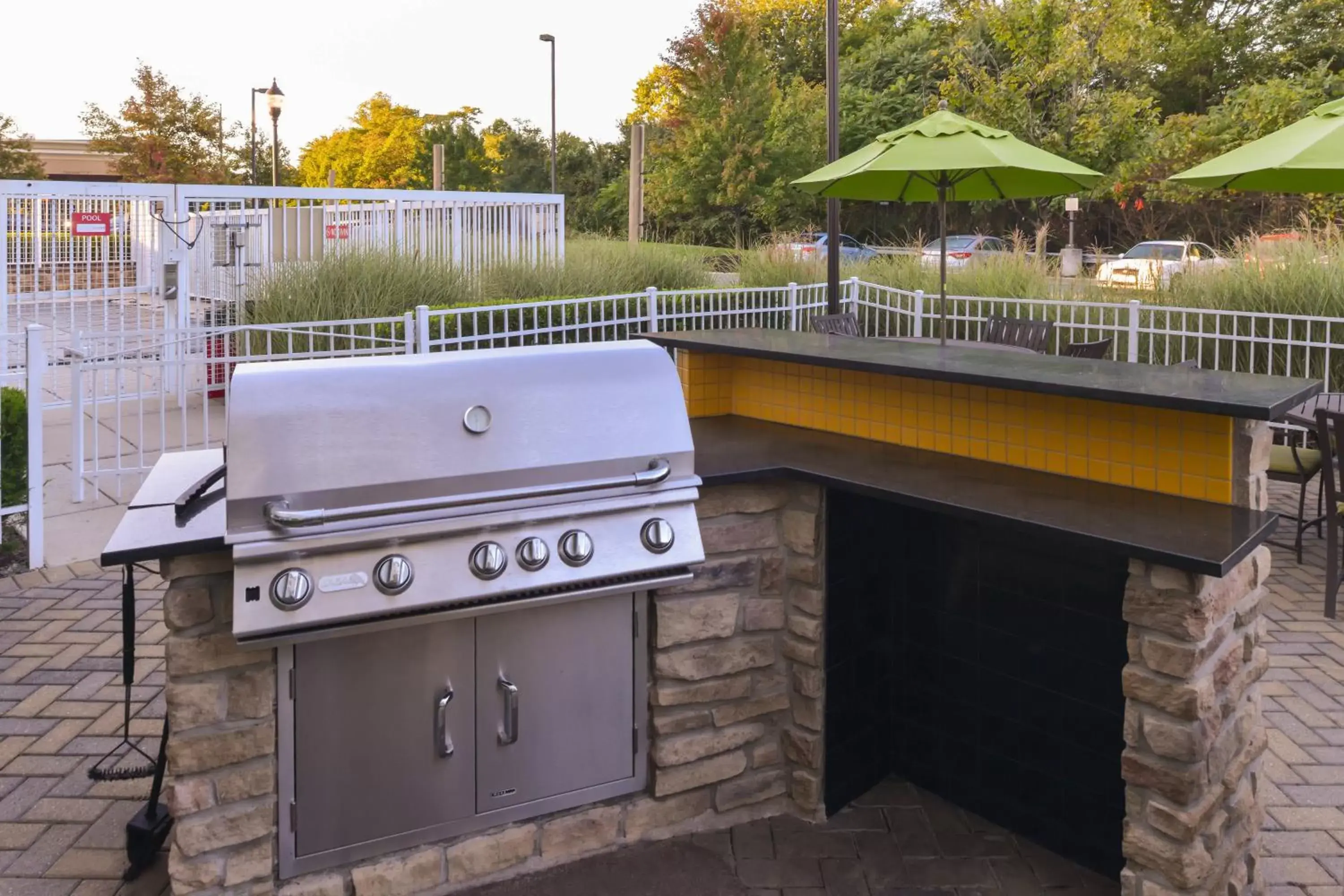 Restaurant/places to eat, BBQ Facilities in TownePlace Suites Arundel Mills BWI Airport