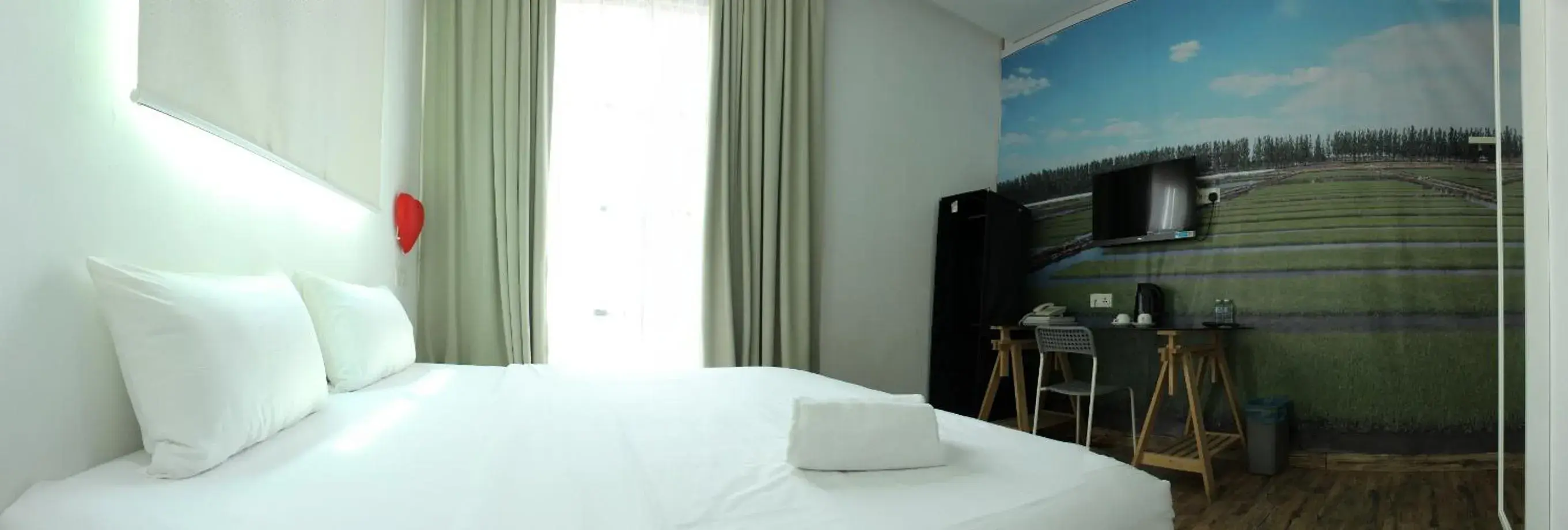 Bedroom, Bed in V Garden Hotel Bedroom, Bed in V Garden Hotel