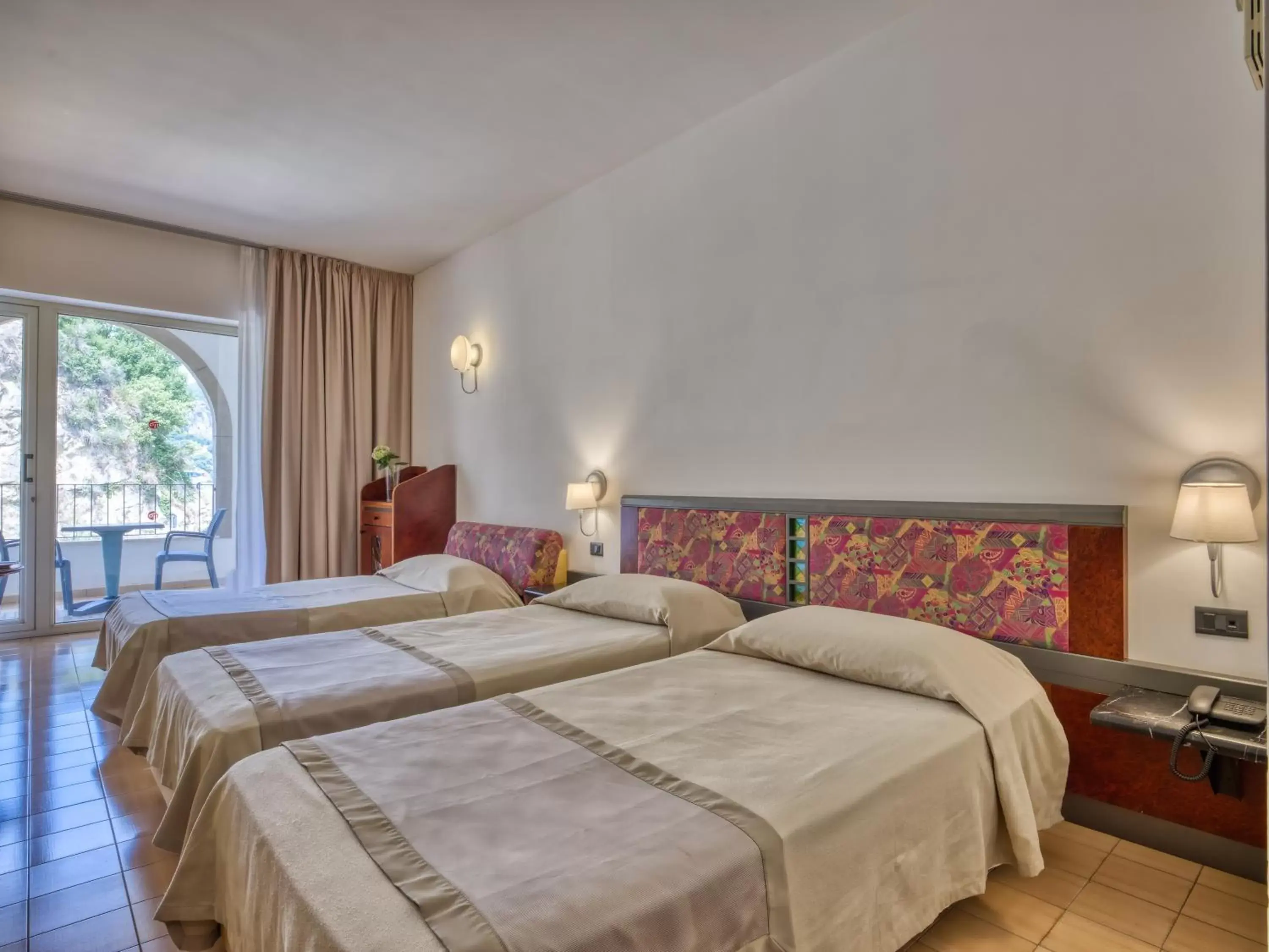 Bedroom, Bed in Hotel Olimpo le Terrazze