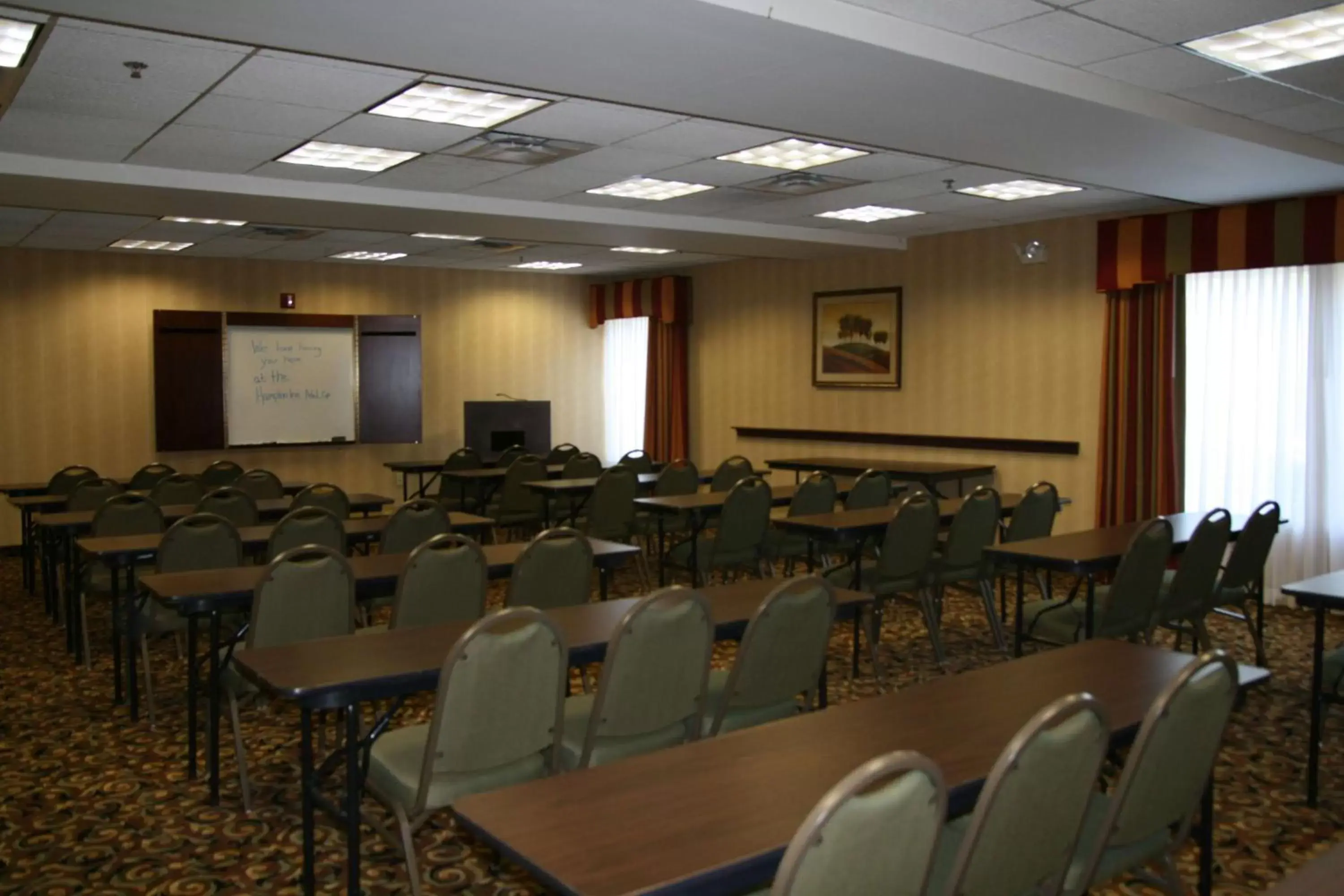 Meeting/conference room in Hampton Inn Adel