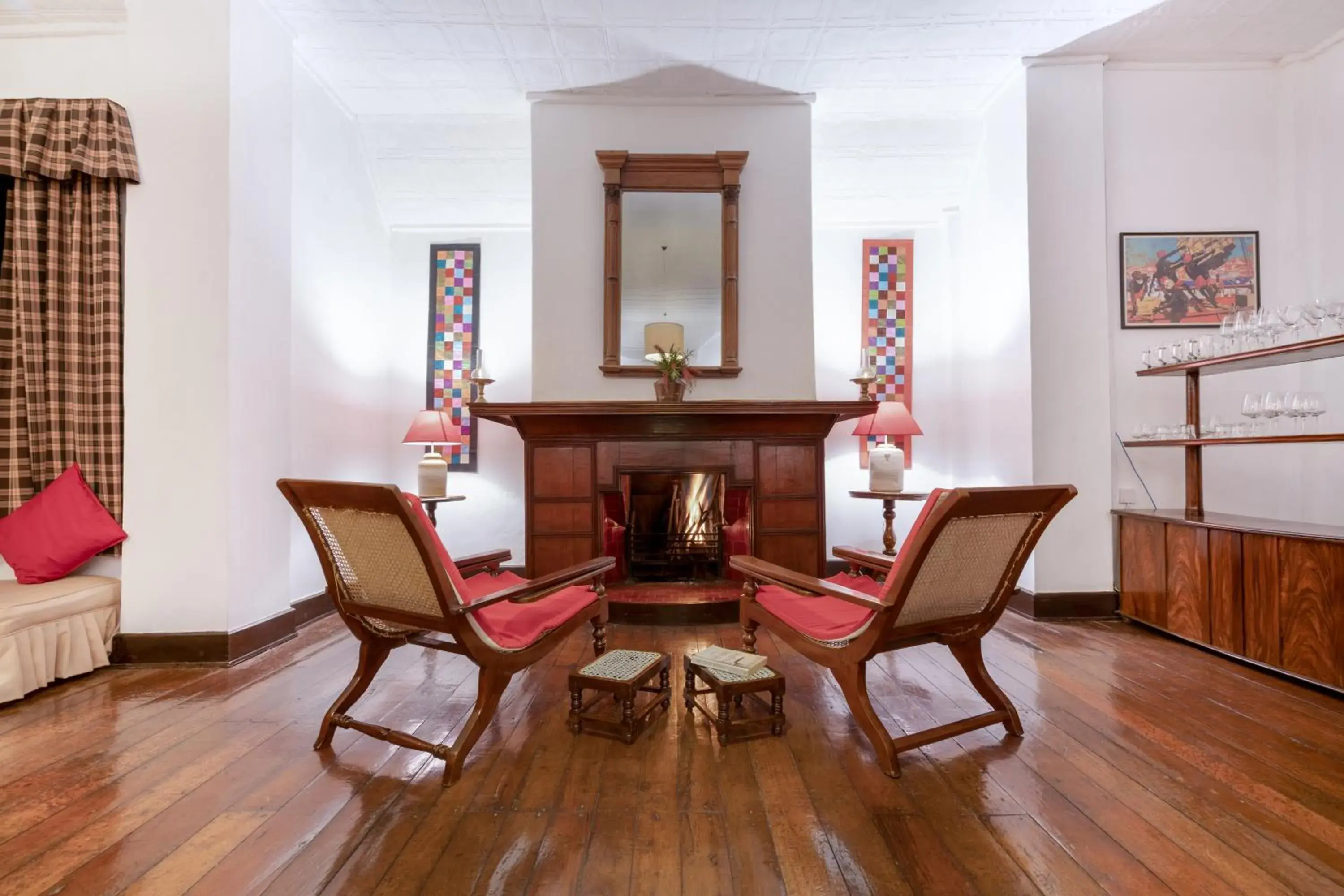 Seating Area in Scottish Planter Bungalow- Thema Collection