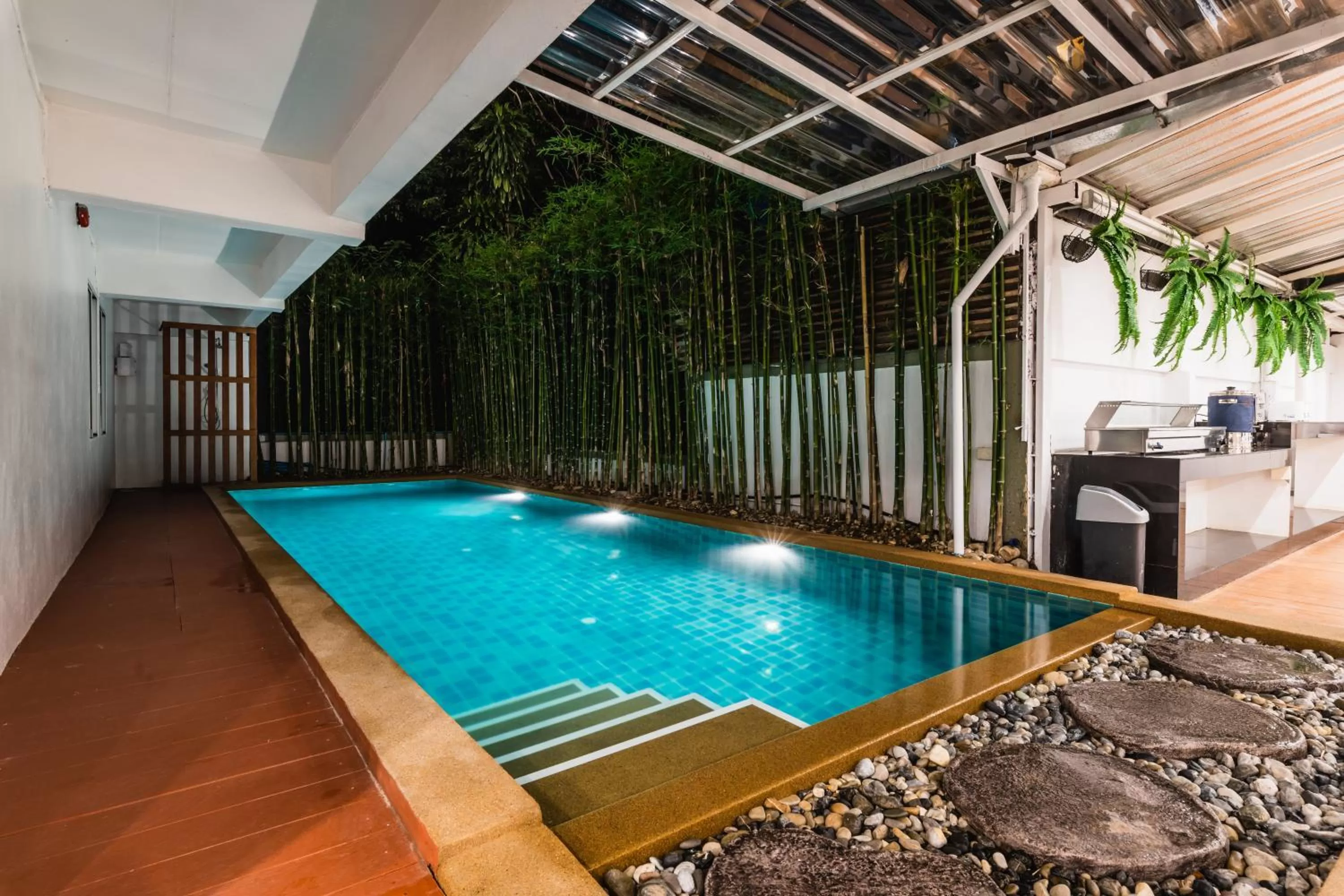 Swimming Pool in Your Space Hotel Prasingh