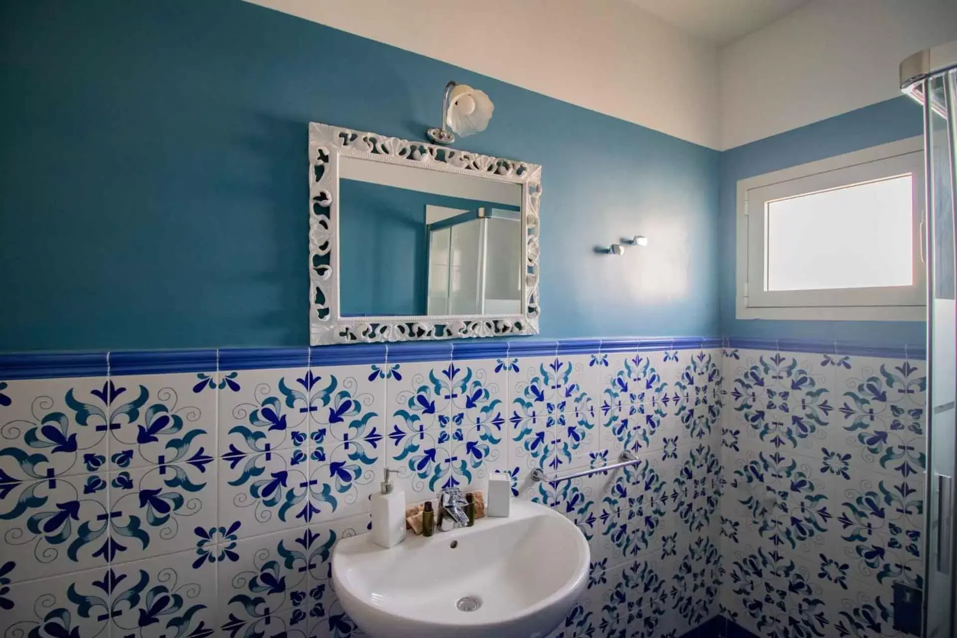 Bathroom in Palazzo Zacà