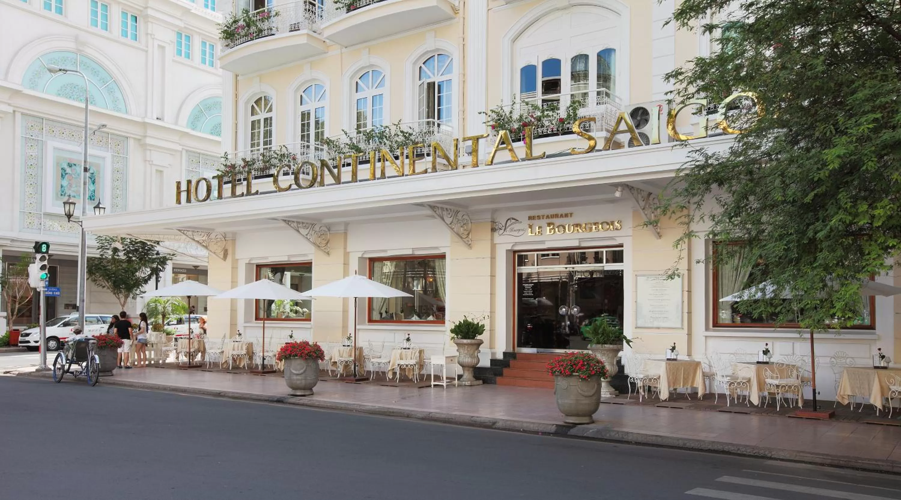 Facade/entrance in Hotel Continental Saigon
