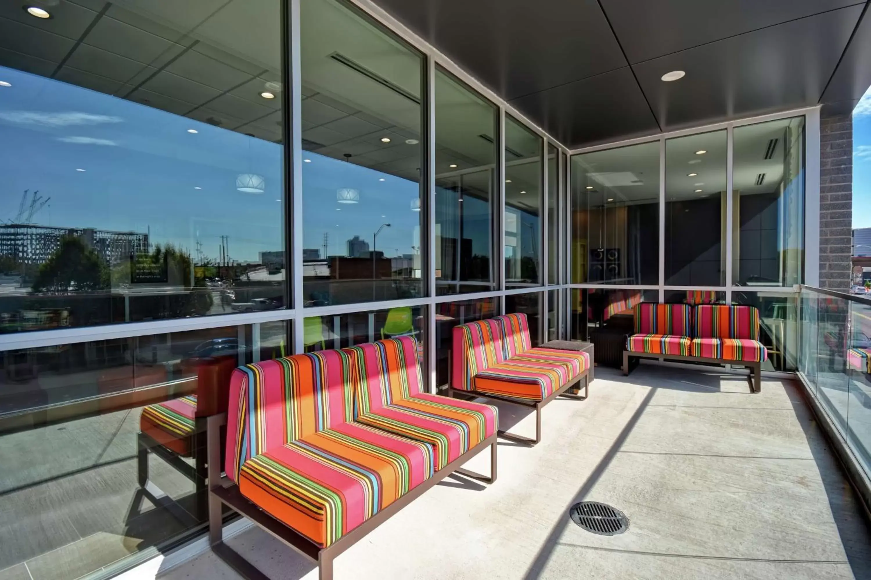 Patio in Home2 Suites By Hilton Columbus Downtown