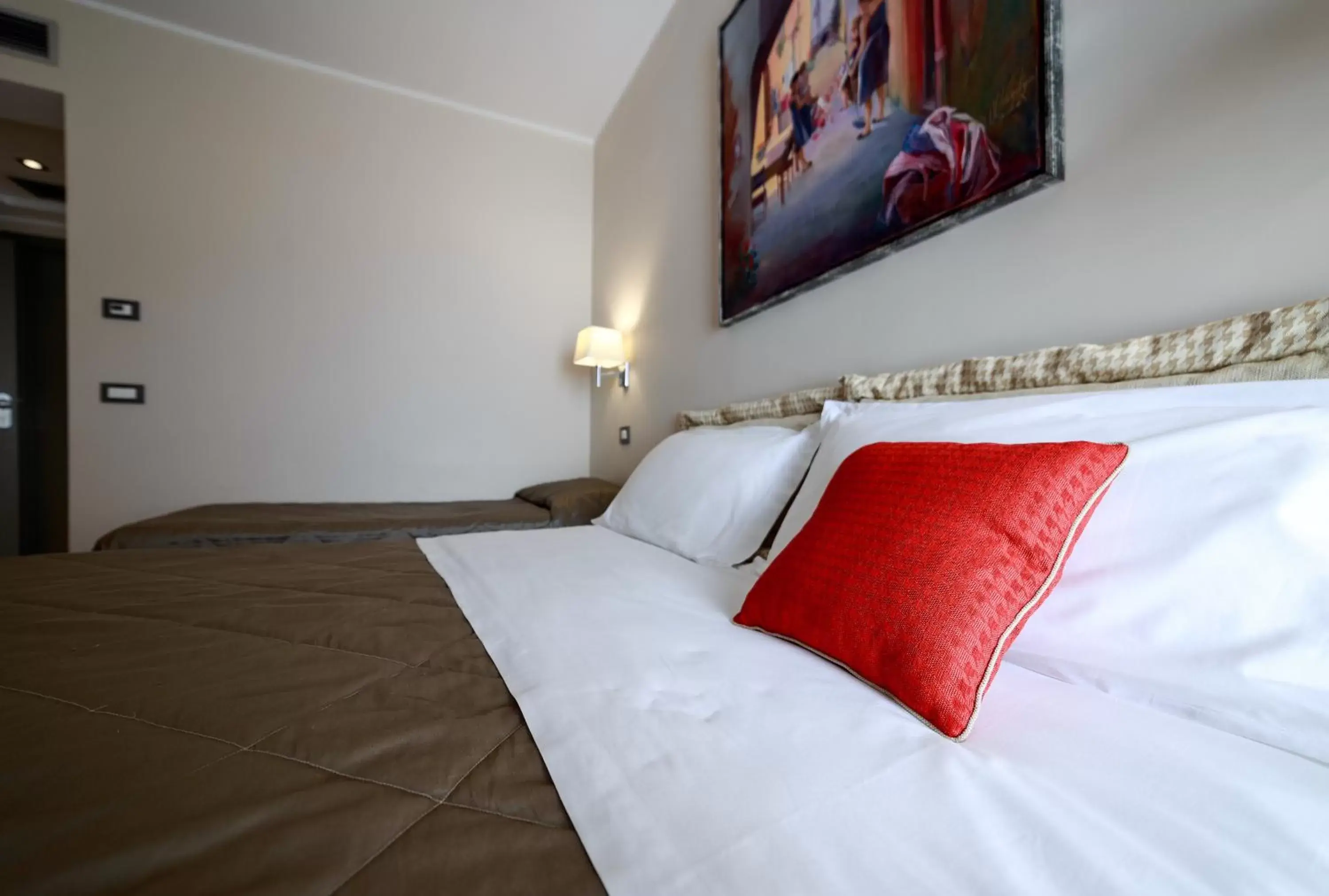 Bedroom, Bed in Hotel Mirasole International