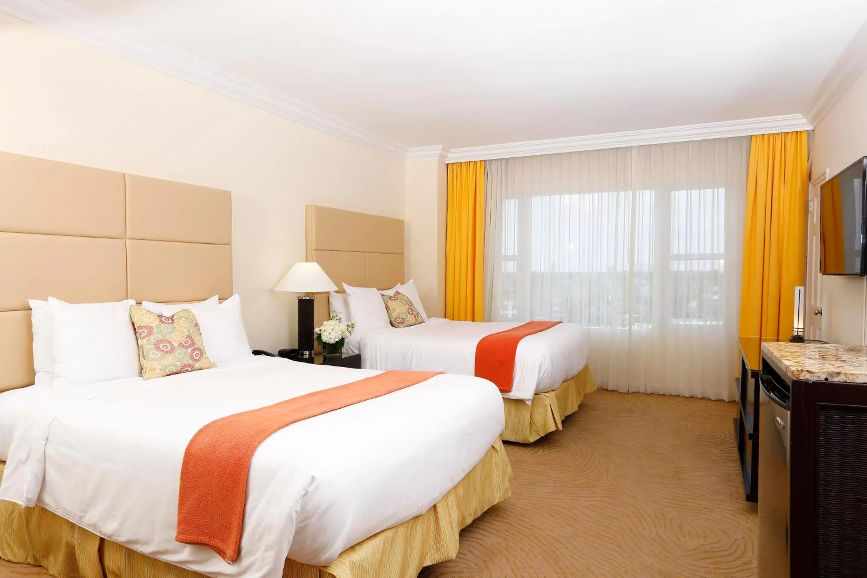 Standard Double Room with Balcony in Sea View Hotel Standard Double Room with Balcony in Sea View Hotel