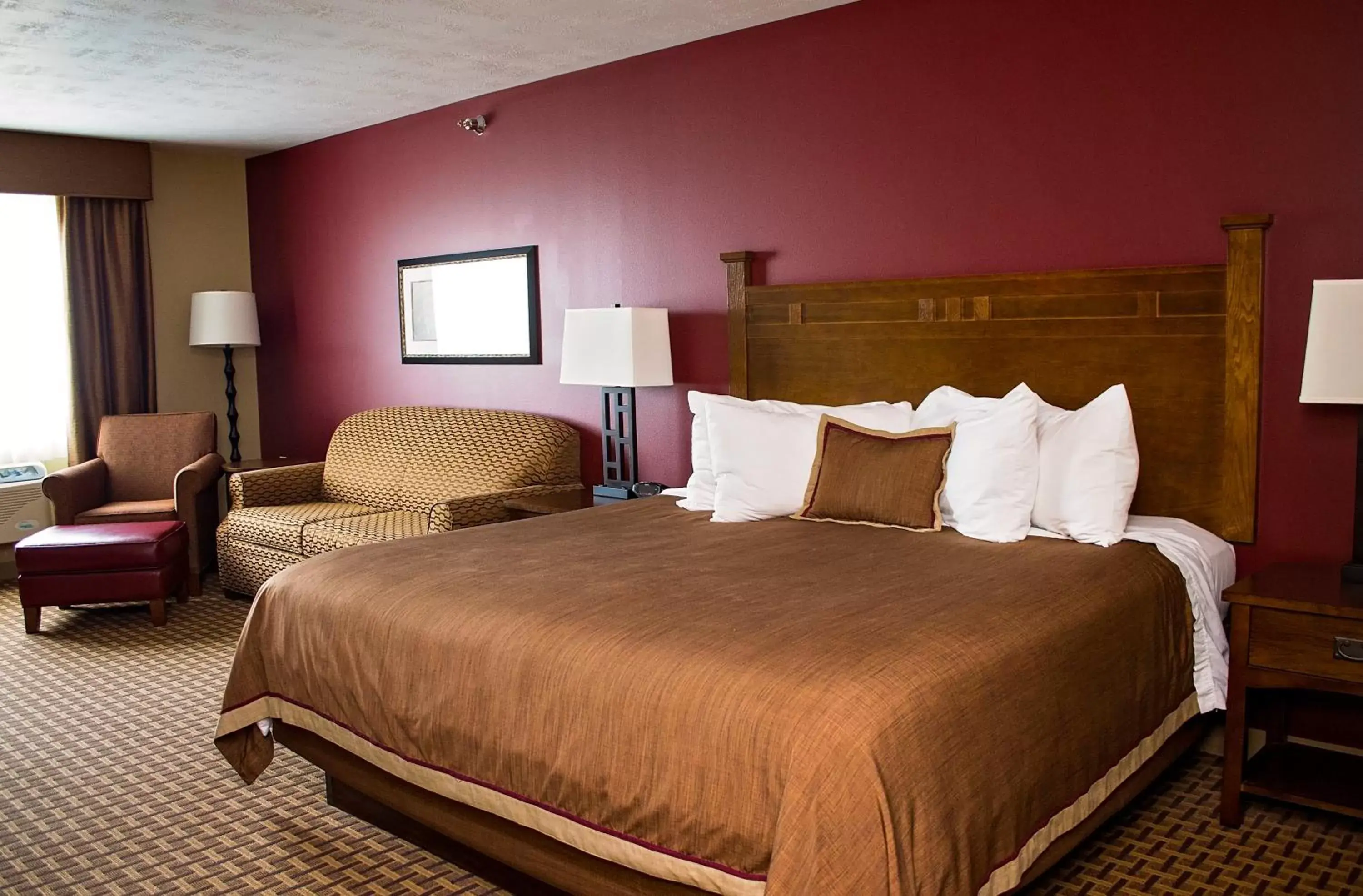 Photo of the whole room, Bed in GrandStay Inn & Suites of Luverne