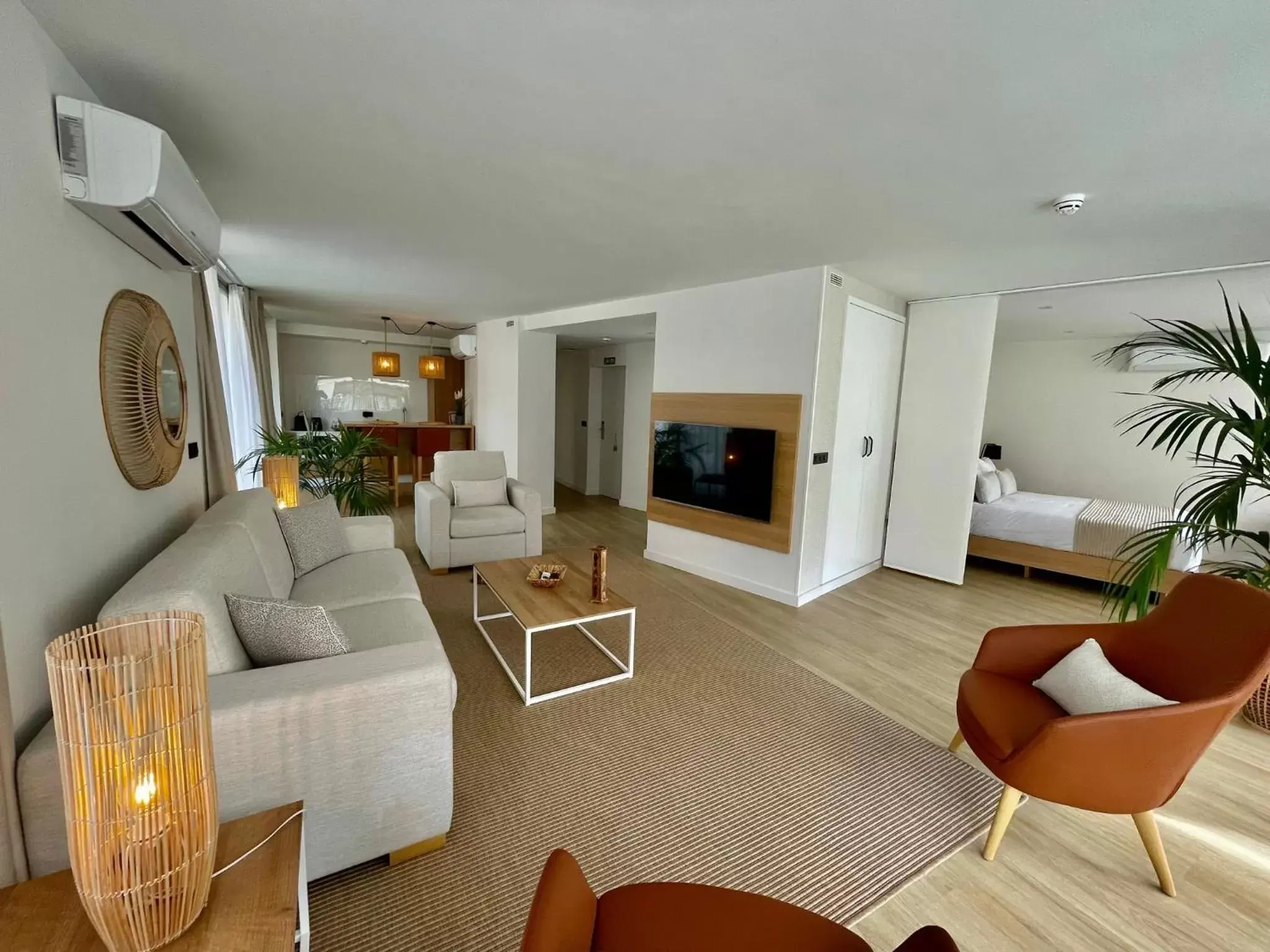 Living room, Seating Area in Hotel Emblemático Hi Suites