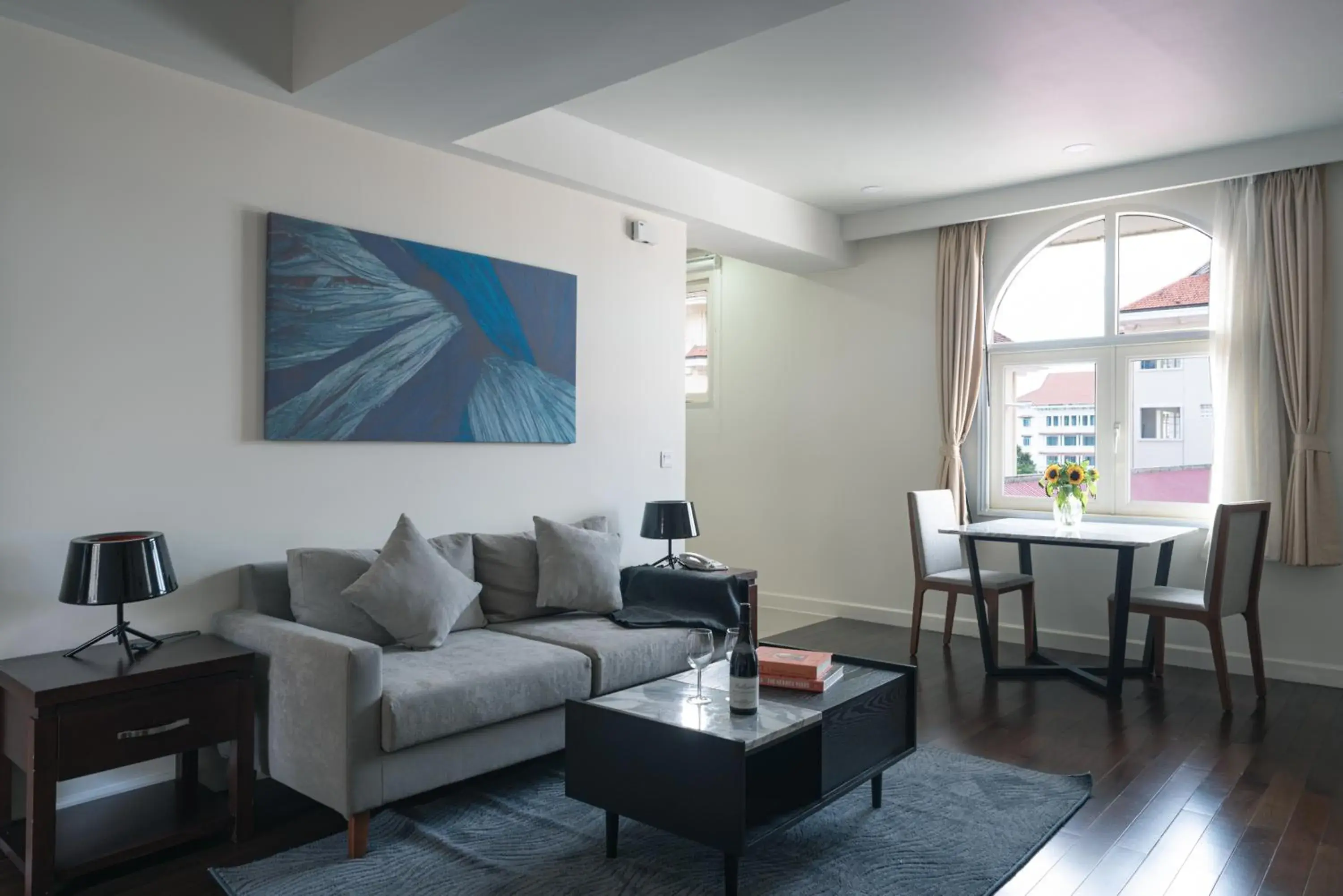 Seating Area in Central Mansions Serviced Apartments