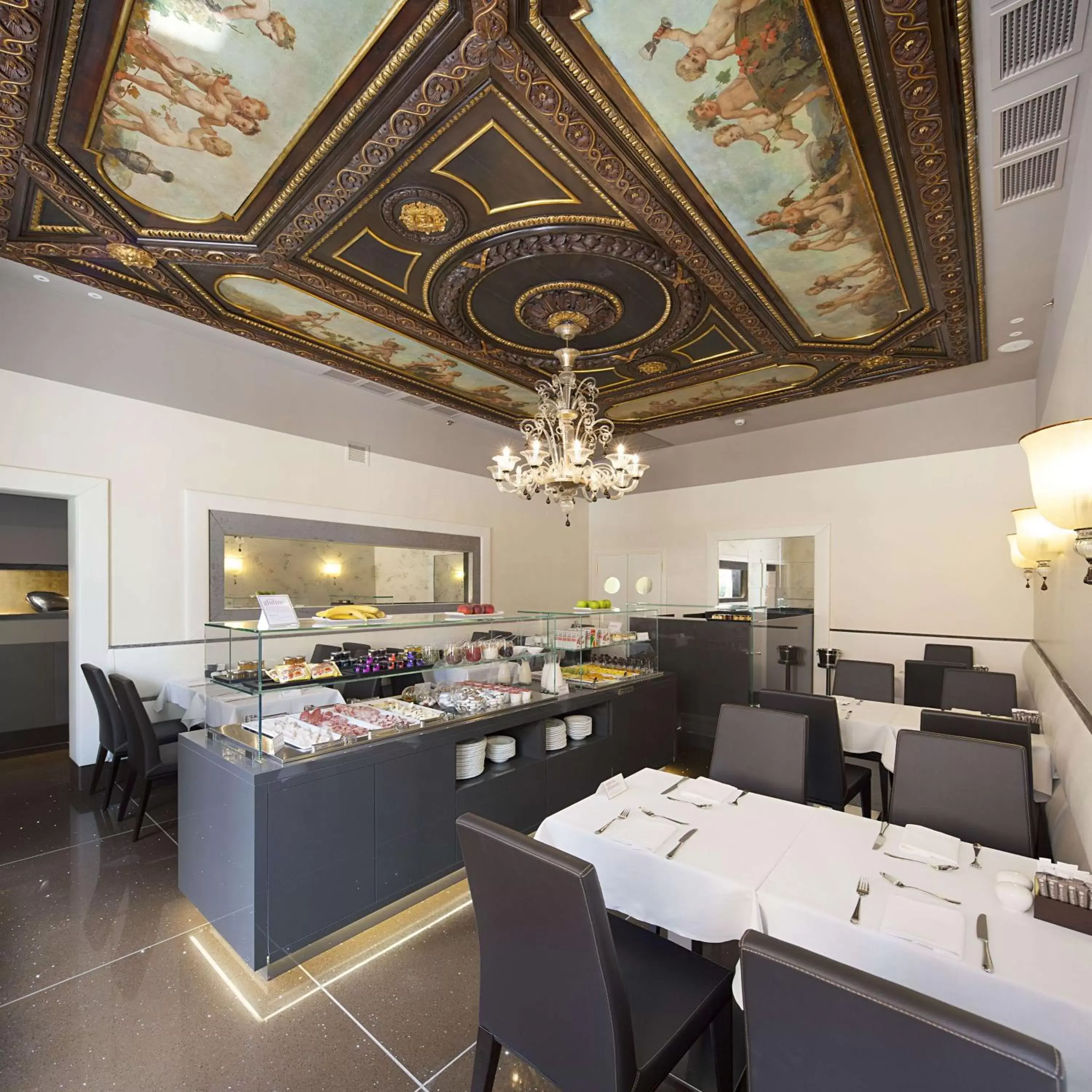 Restaurant/places to eat in Palazzo Barocci Restaurant/places to eat in Palazzo Barocci