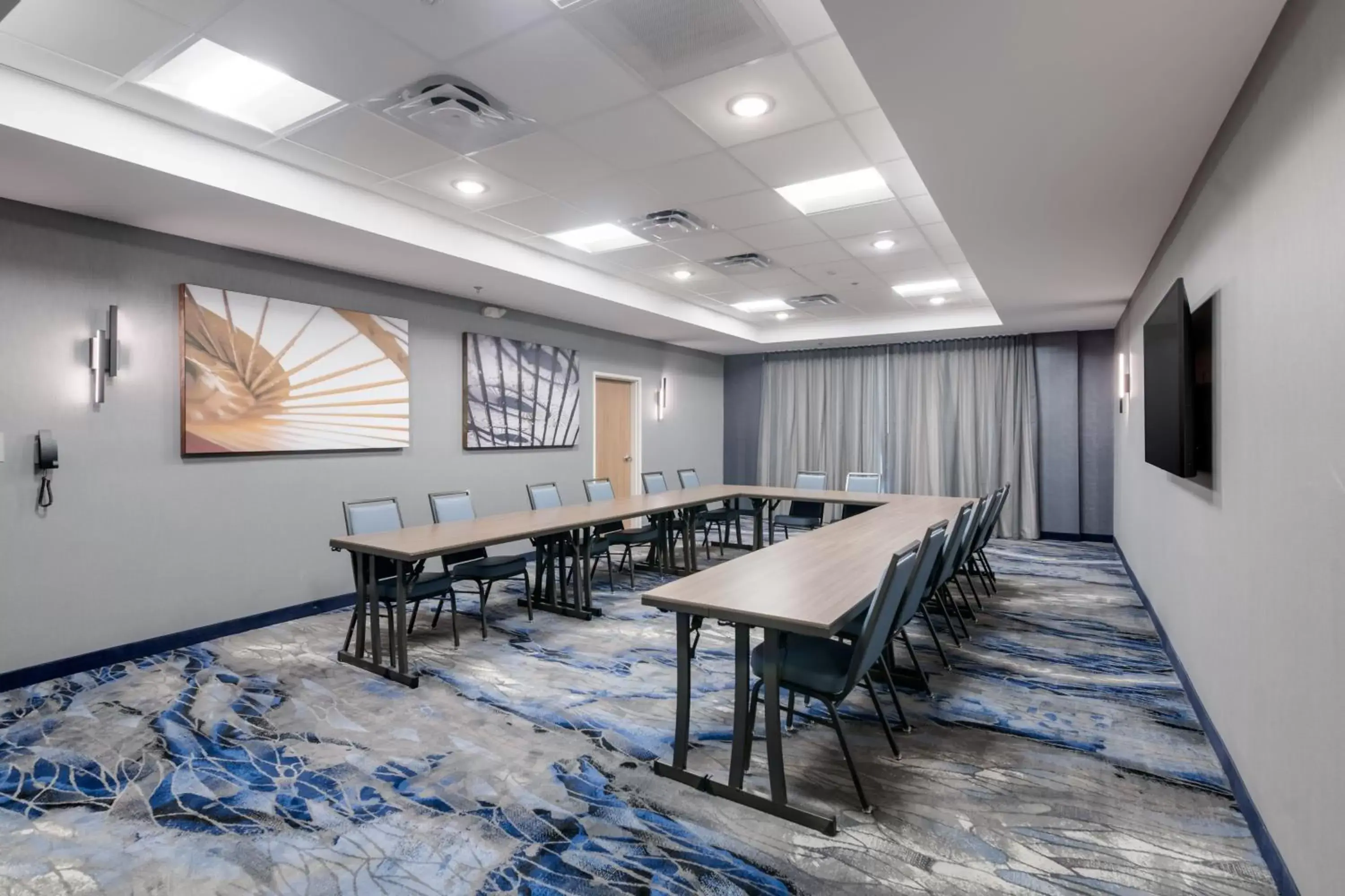 Meeting/conference room in Fairfield by Marriott Inn & Suites Virginia Beach Town Center