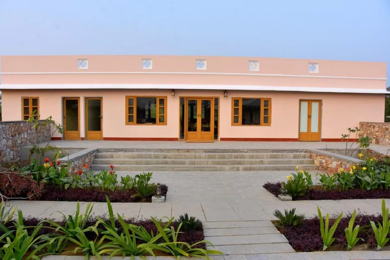 Property building in Madho Bagh