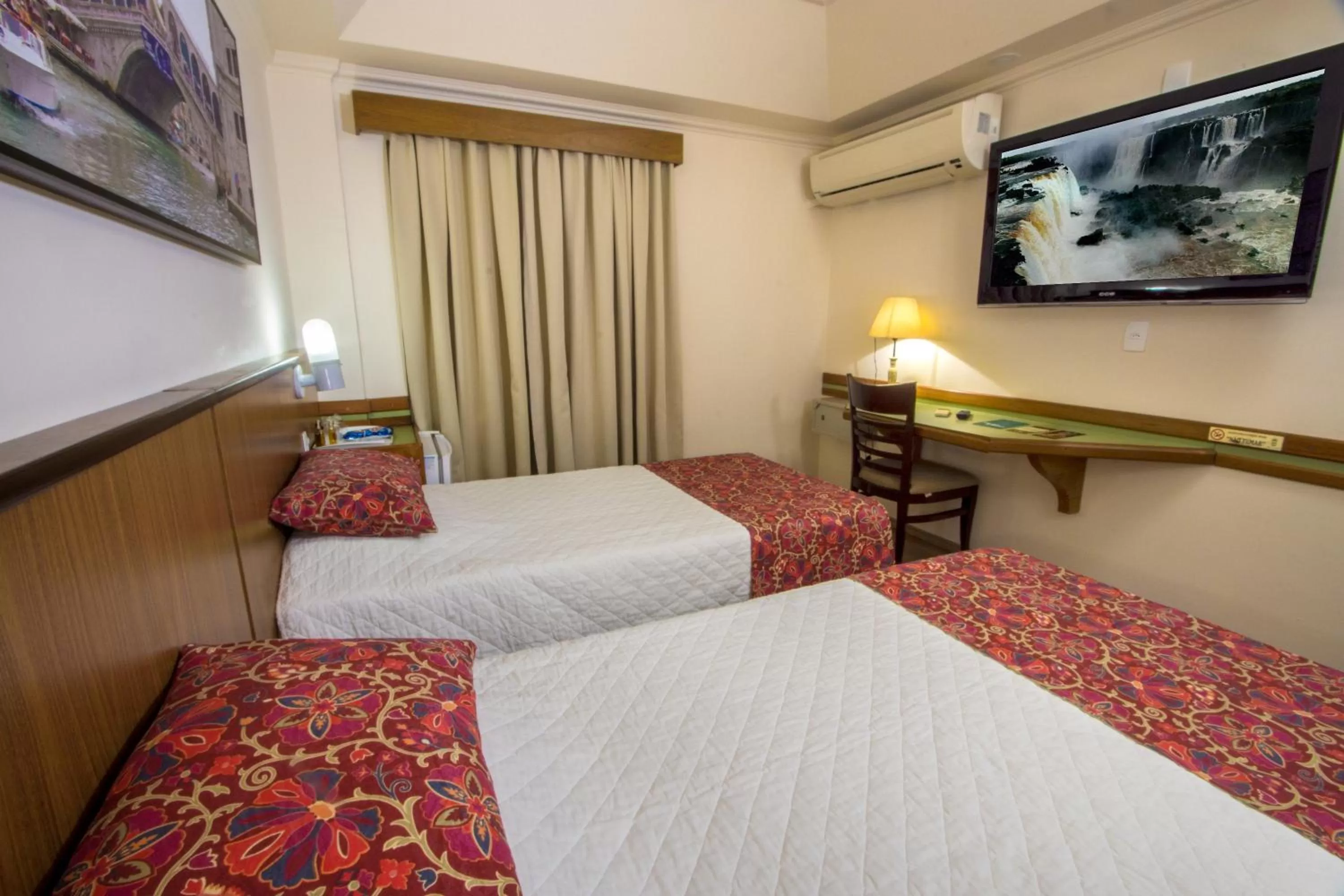 Bed in Hotel Bella Italia