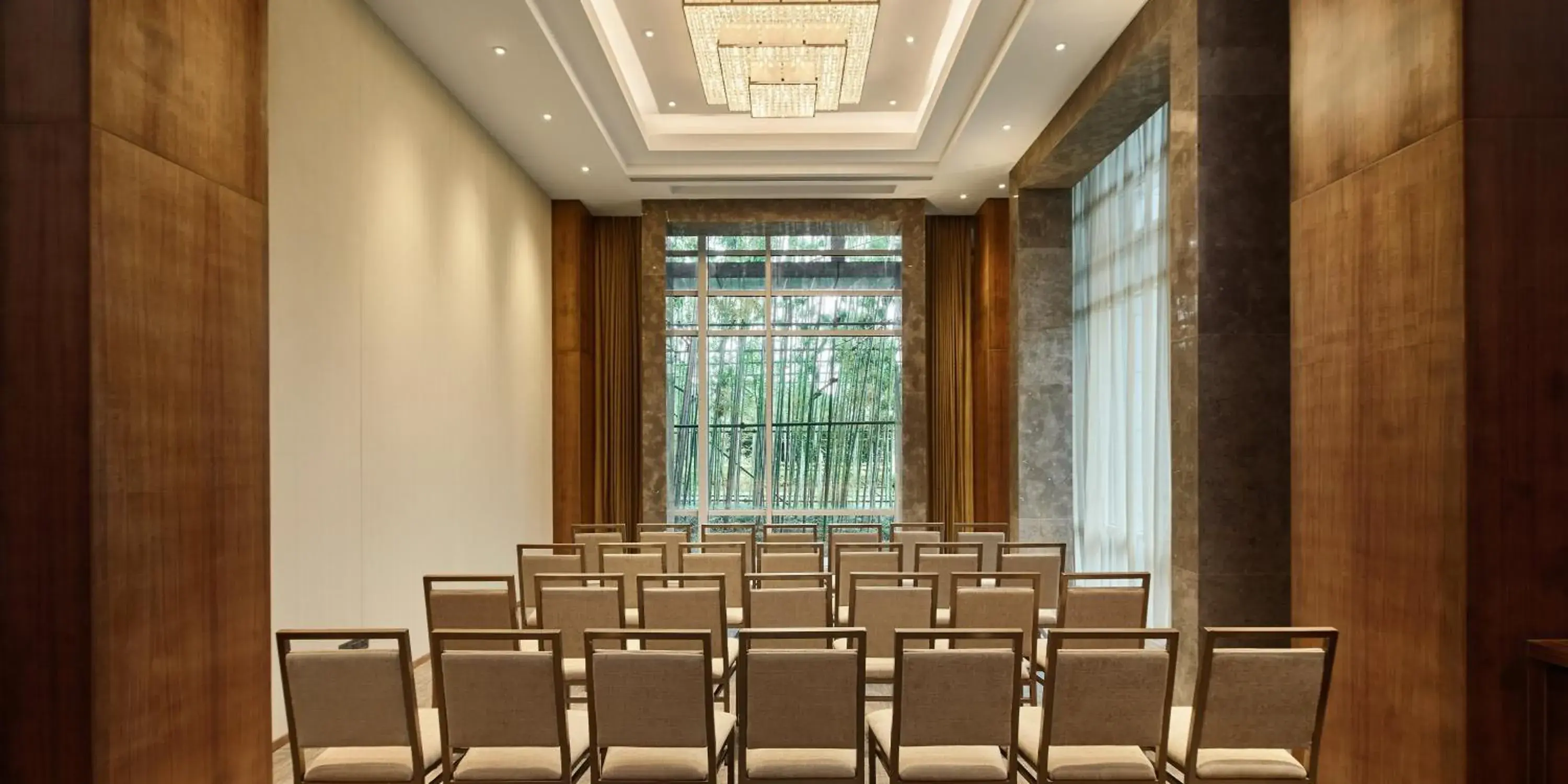 Meeting/conference room in HUALUXE Ningbo Harbor City, an IHG Hotel