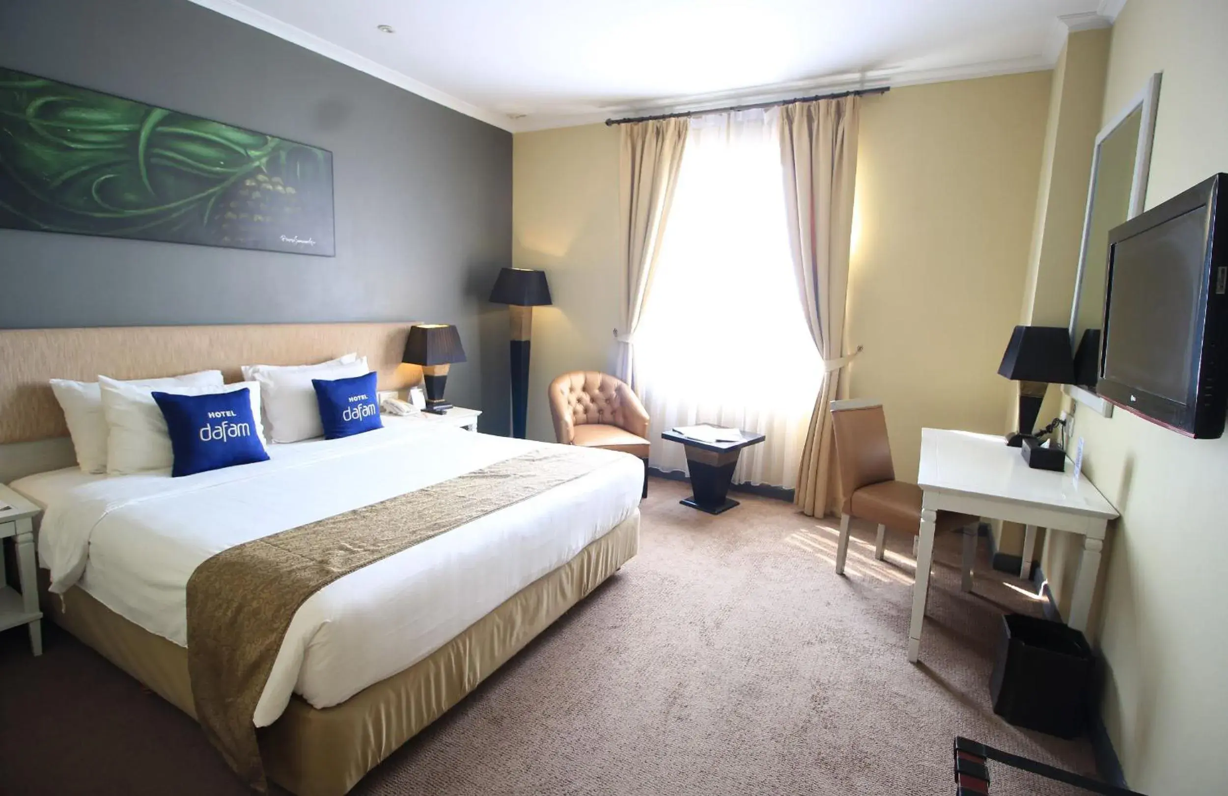 Bedroom, Bed in Hotel Dafam Semarang