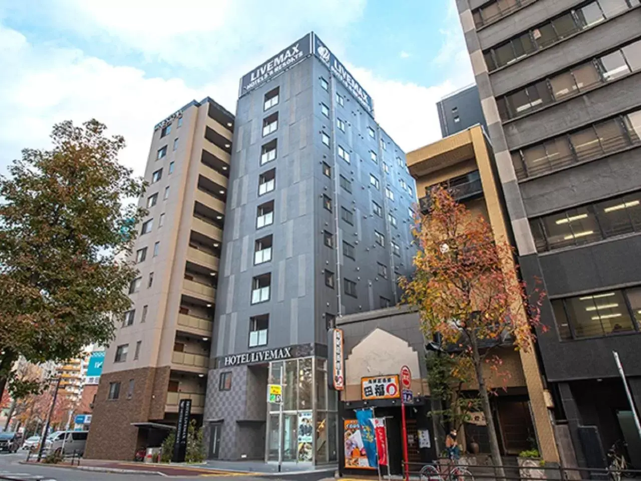 Property Building in HOTEL LiVEMAX Hakataekimae