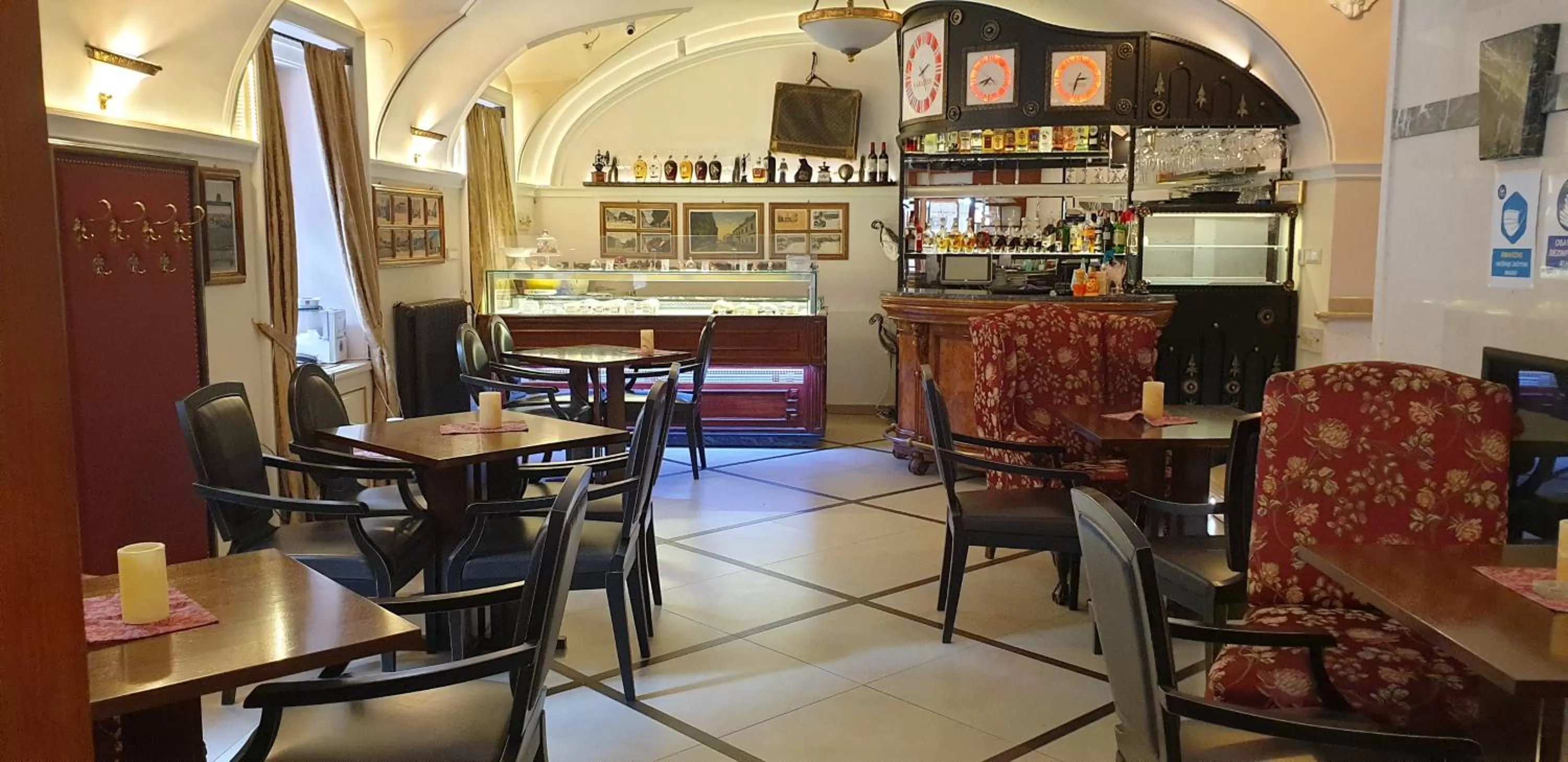 Lounge or bar in Arbia Dorka Heritage Palace