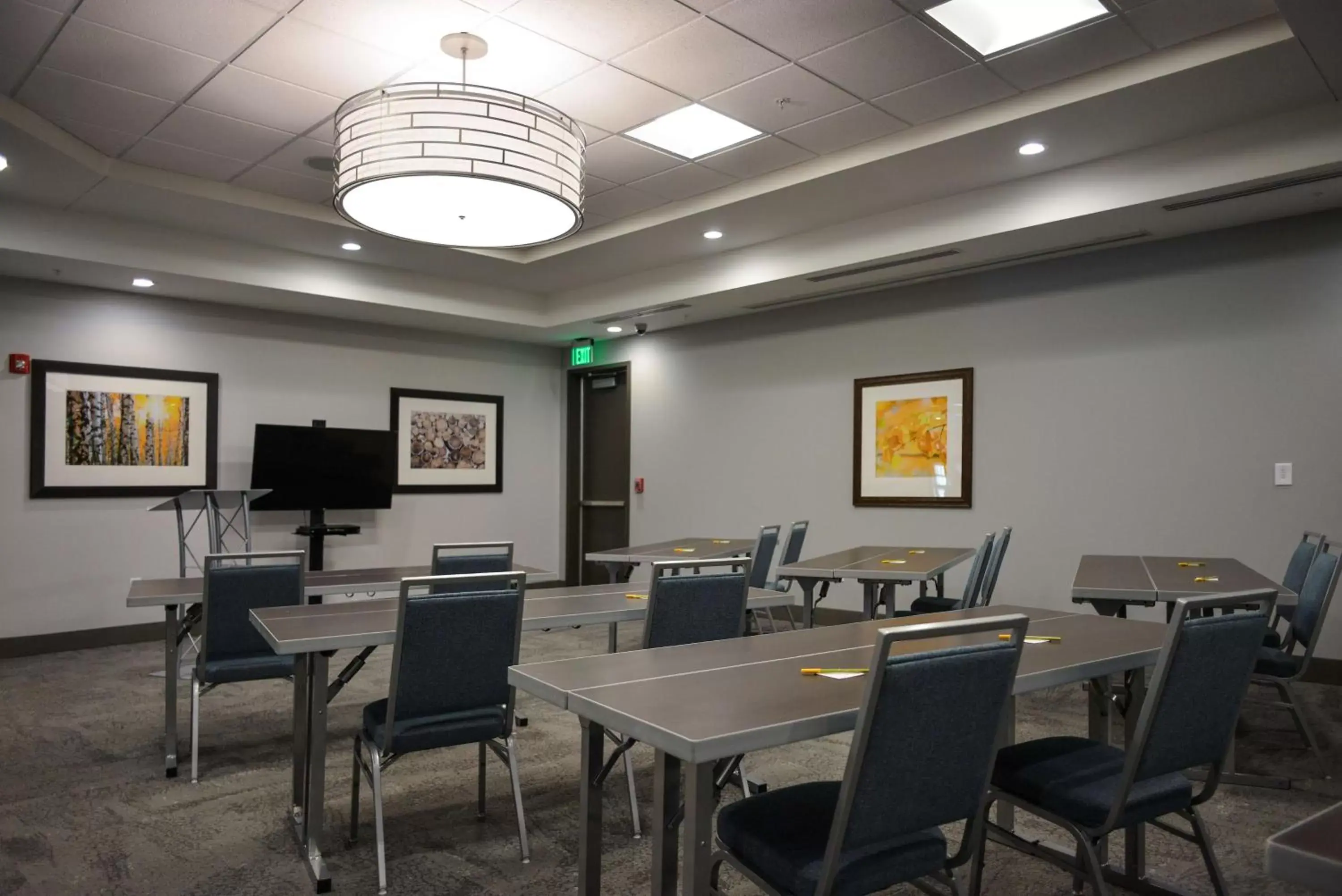 Meeting/conference room in Hilton Garden Inn Louisville Mall Of St. Matthews