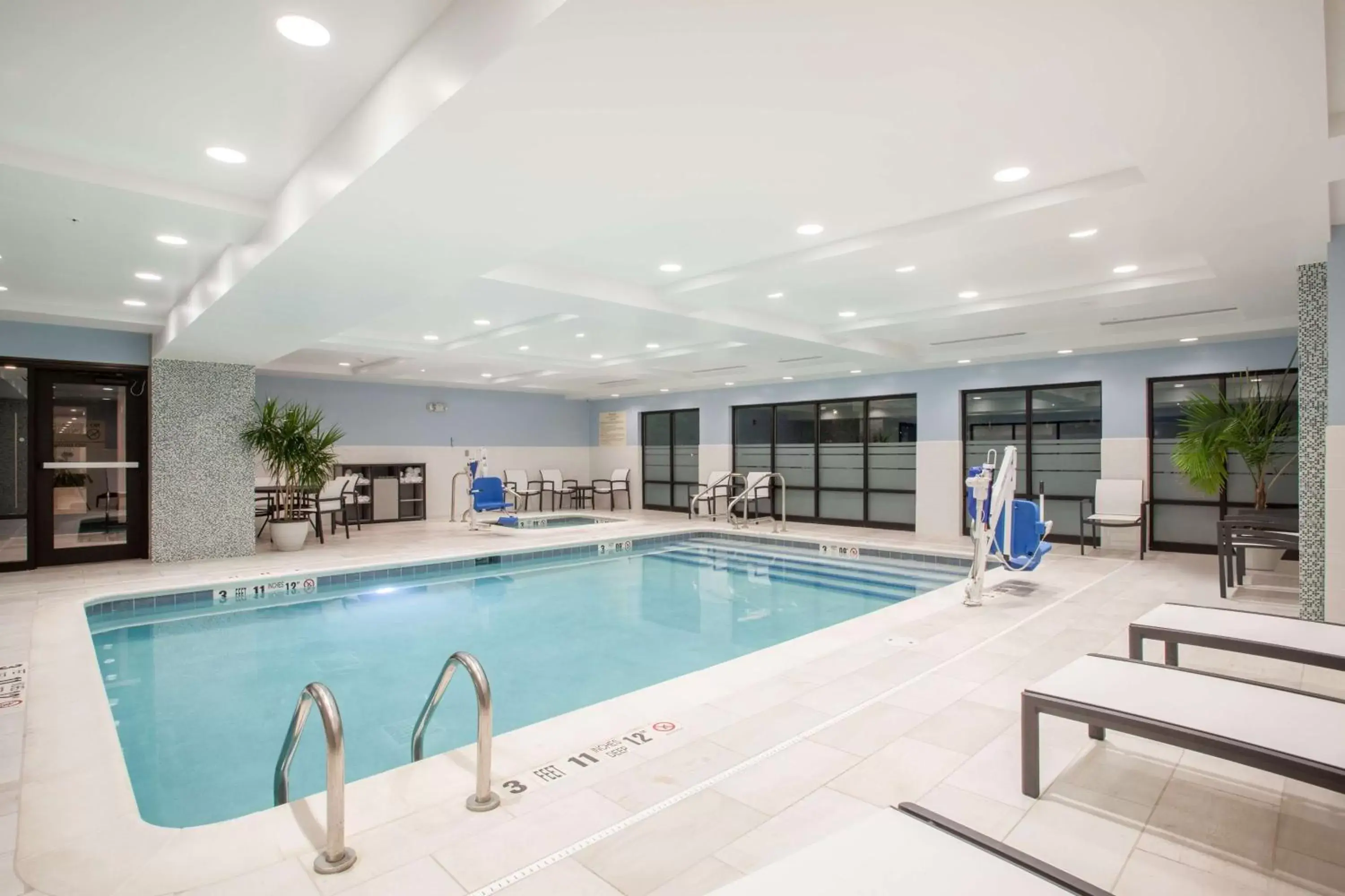 Pool view, Swimming Pool in Hampton Inn Rochester Penfield, Ny