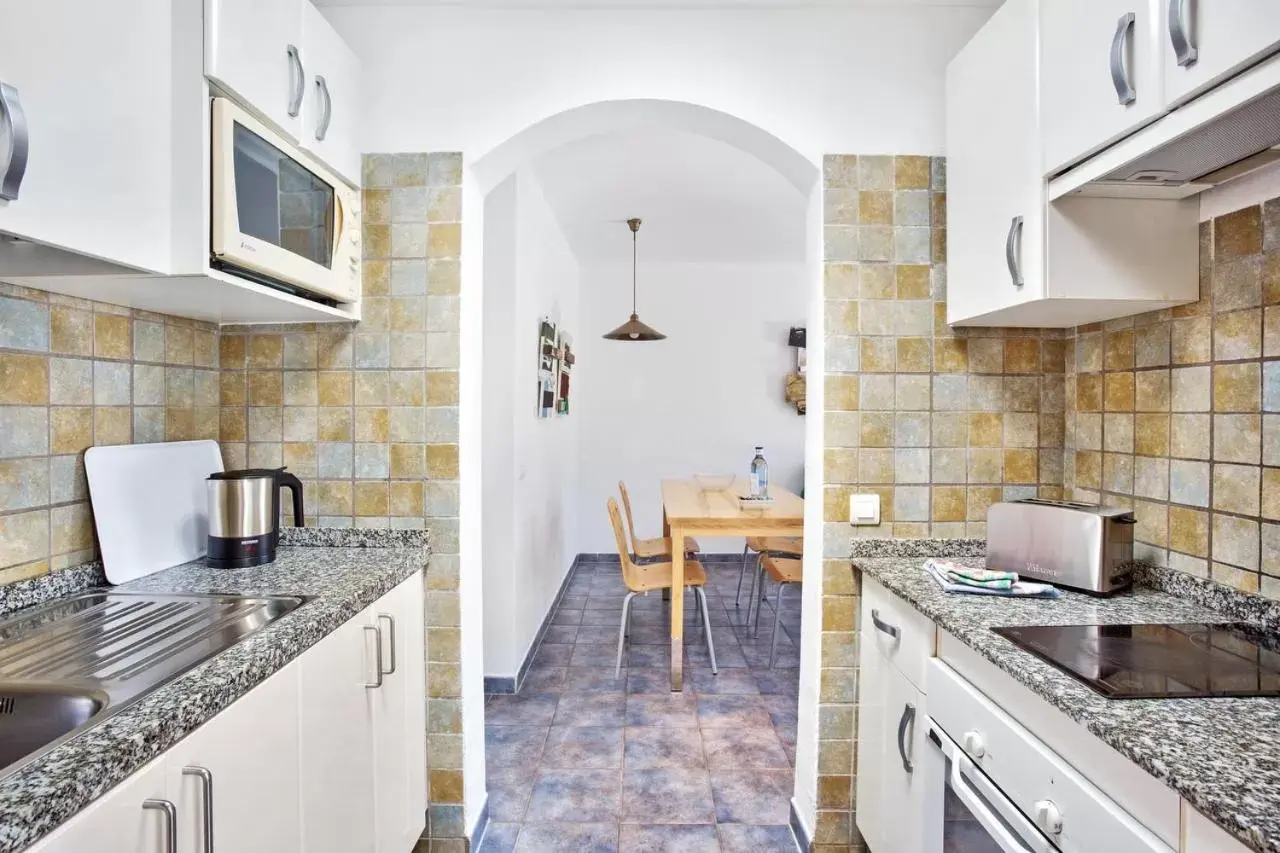 Kitchen/Kitchenette in Nautilus Lanzarote