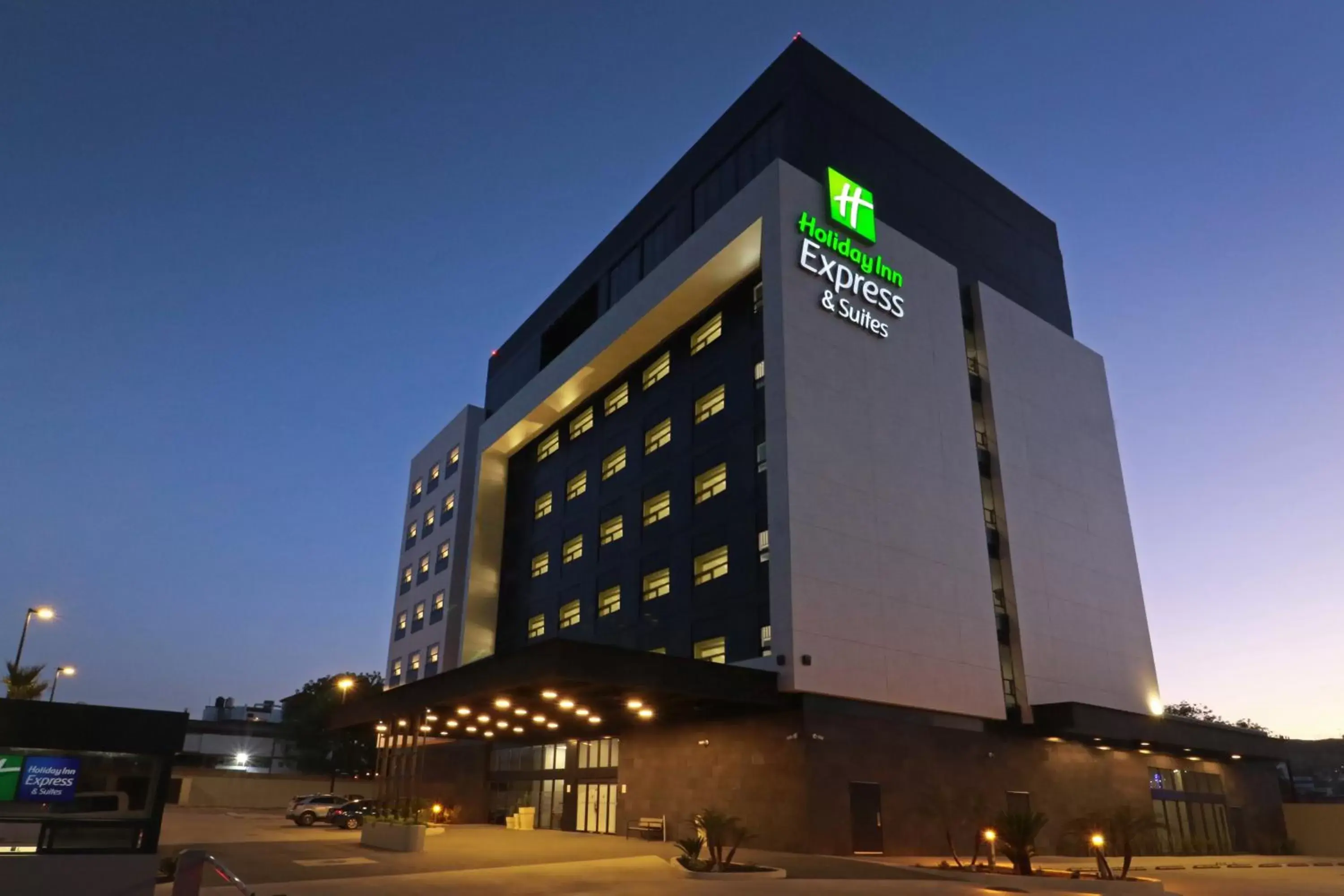 Property Building in Holiday Inn Express & Suites - Ensenada Centro, an IHG Hotel