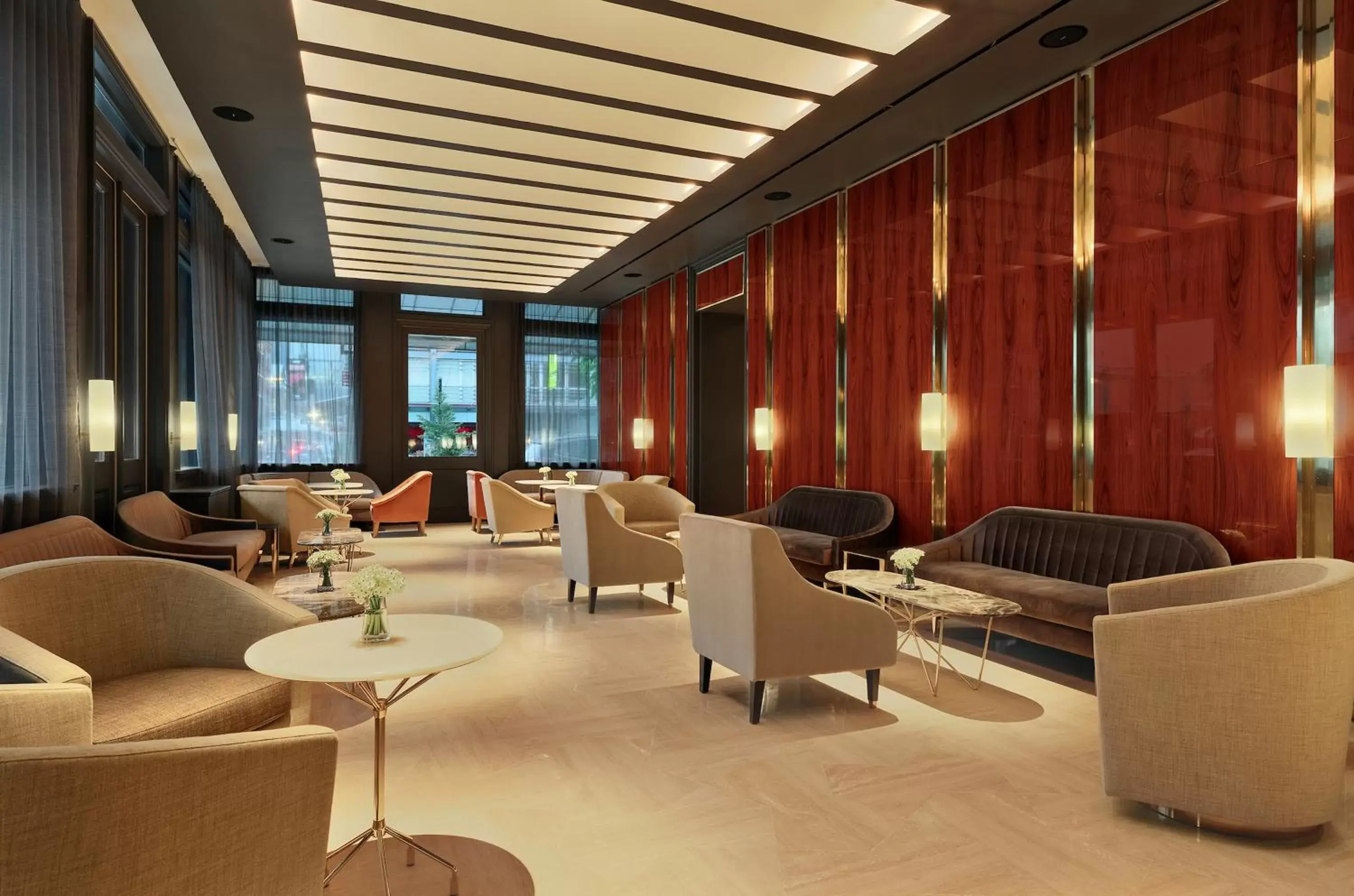 Seating area, Lounge/Bar in 33 Seaport Hotel New York