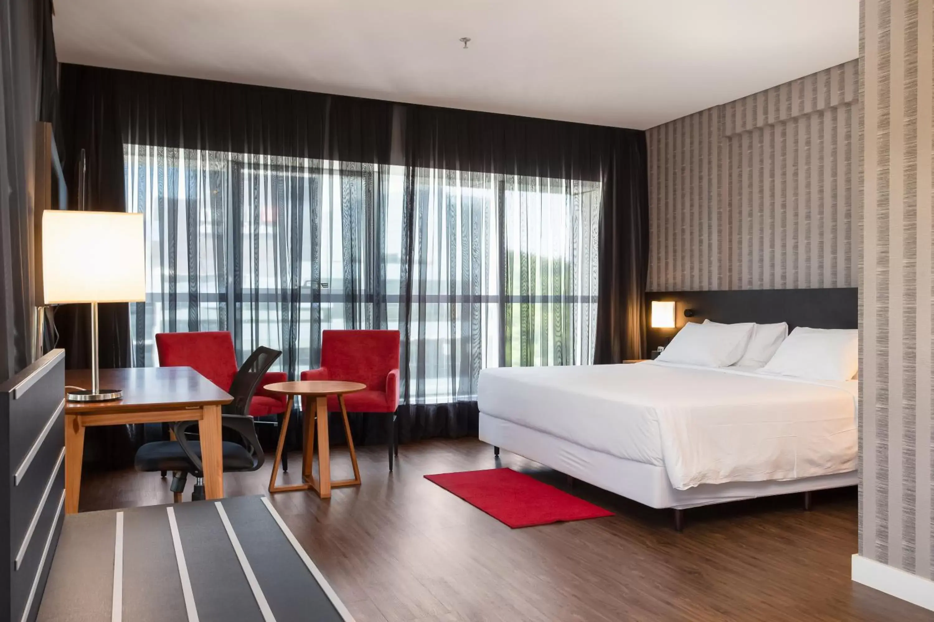 Photo of the whole room, Bed in Hilton Garden Inn Praia Brava Photo of the whole room, Bed in Hilton Garden Inn Praia Brava