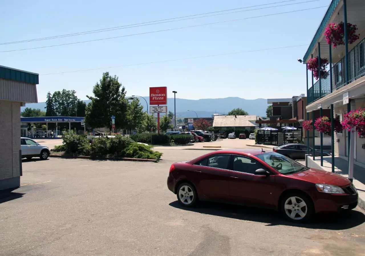 Property Building in Silver Star Motel