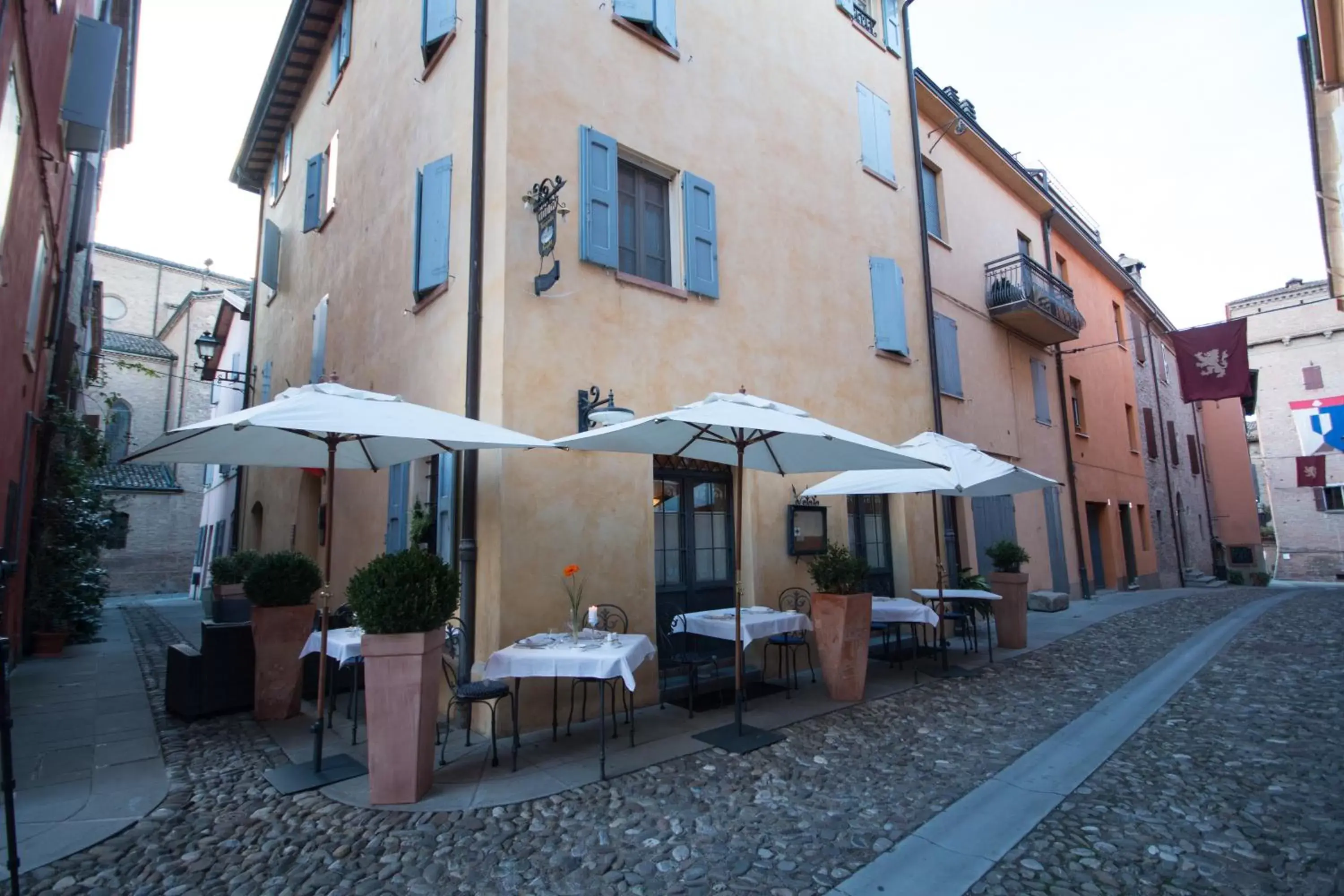 Property building, Patio/Outdoor Area in Locanda Del Feudo