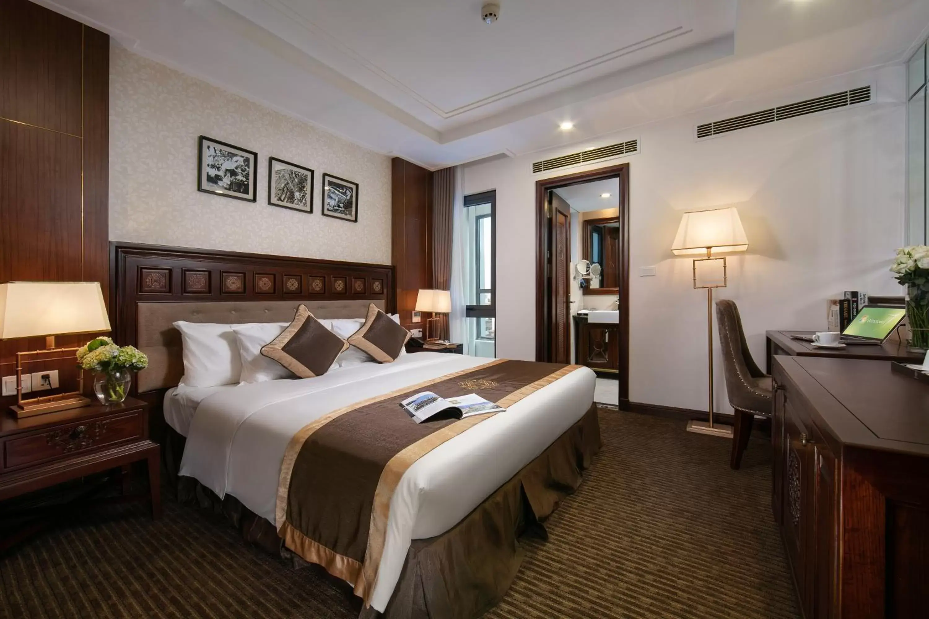 Bathroom, Bed in Rex Hanoi Hotel