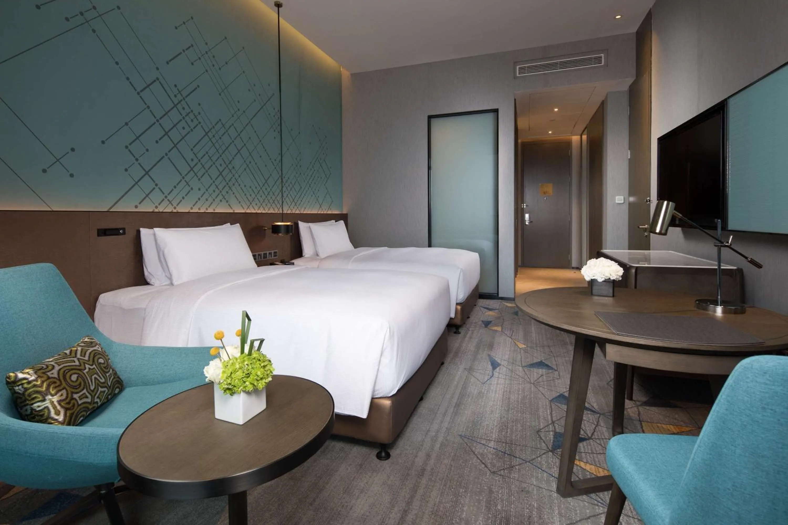 Bedroom, Bed in Doubletree By Hilton Qingdao Oriental Movie Metropolis