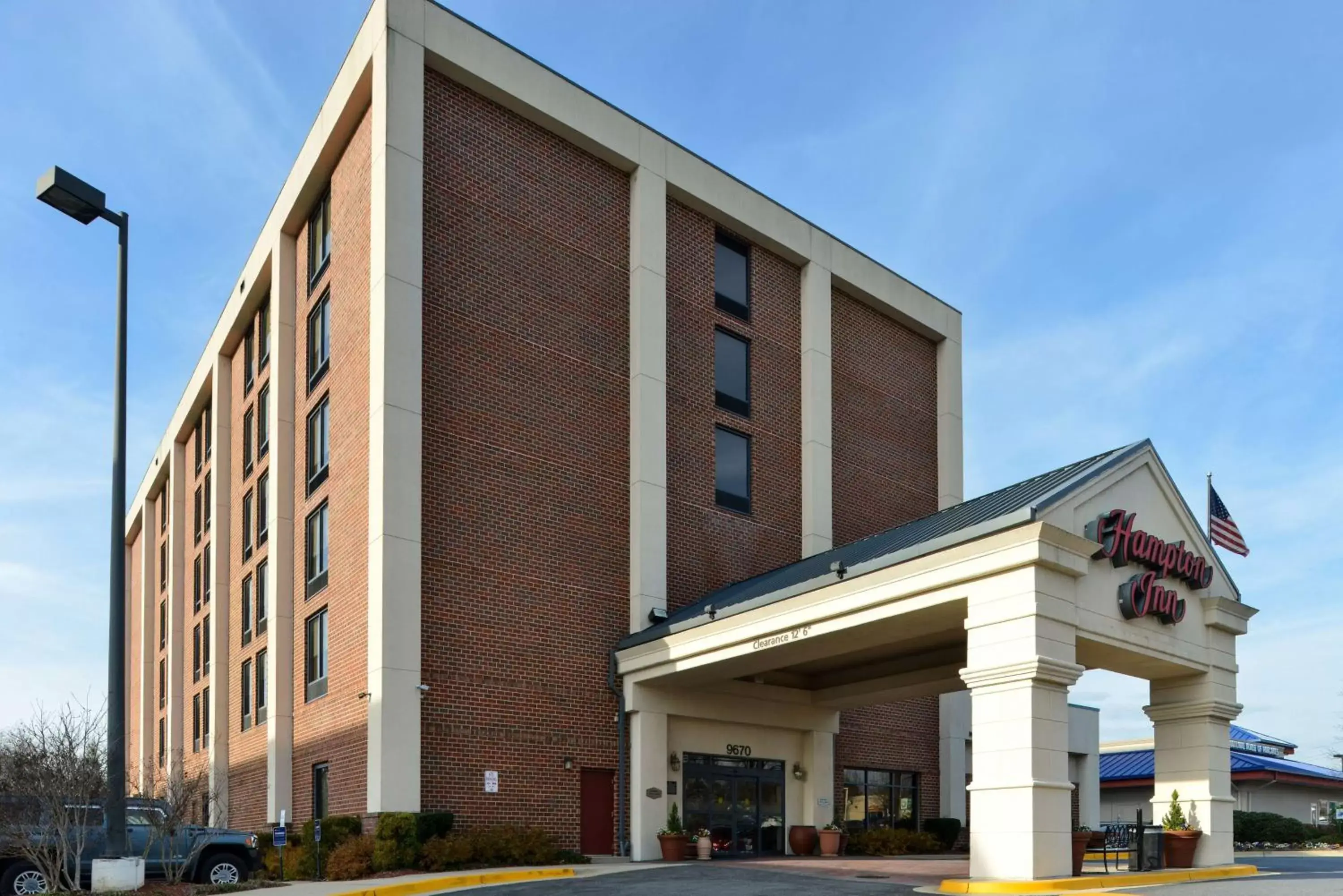 Property building in Hampton Inn College Park Property building in Hampton Inn College Park