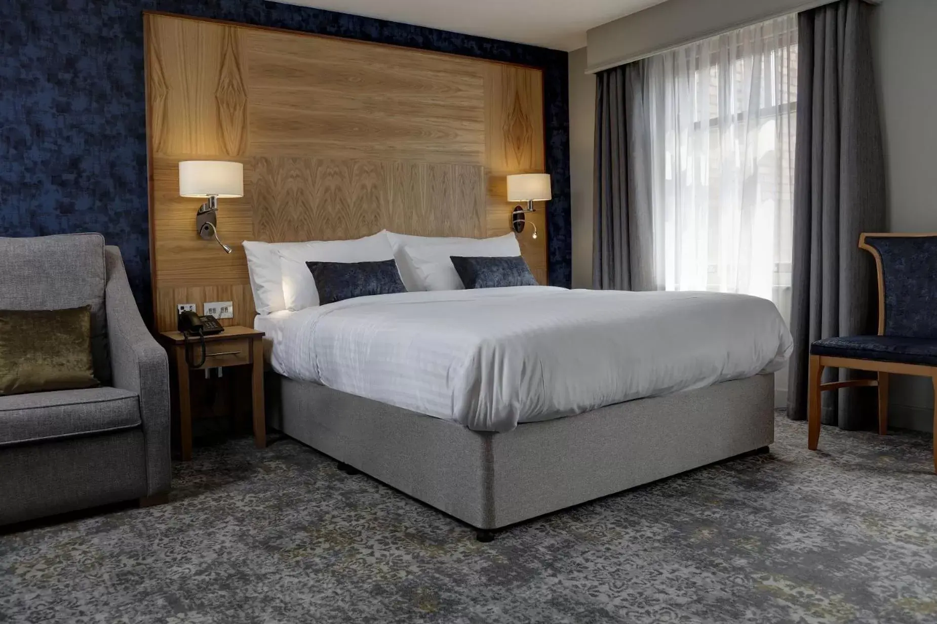 Photo of the whole room, Bed in Best Western Plus Nottingham City Centre Photo of the whole room, Bed in Best Western Plus Nottingham City Centre