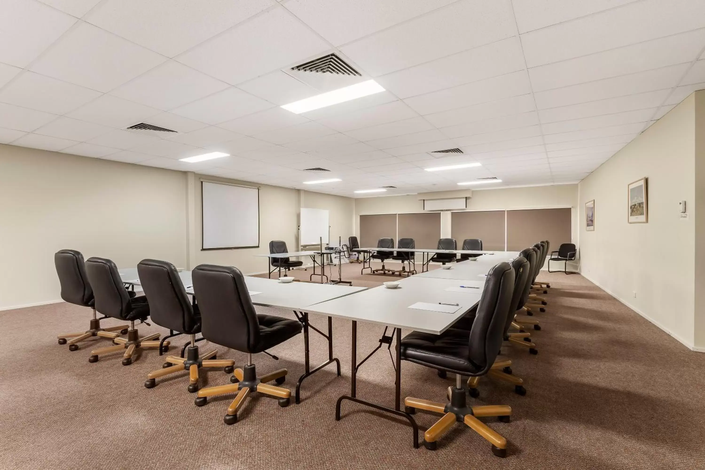 Meeting/conference room in Ciloms Airport Lodge