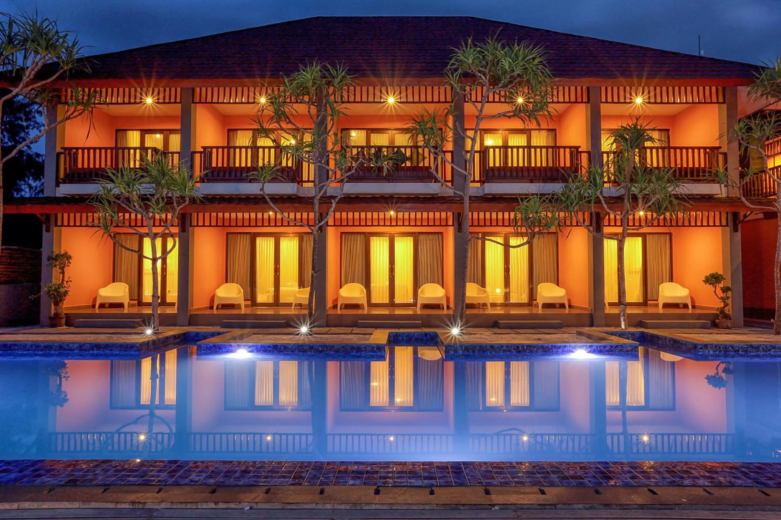 Swimming pool in Sunset House Gili Meno