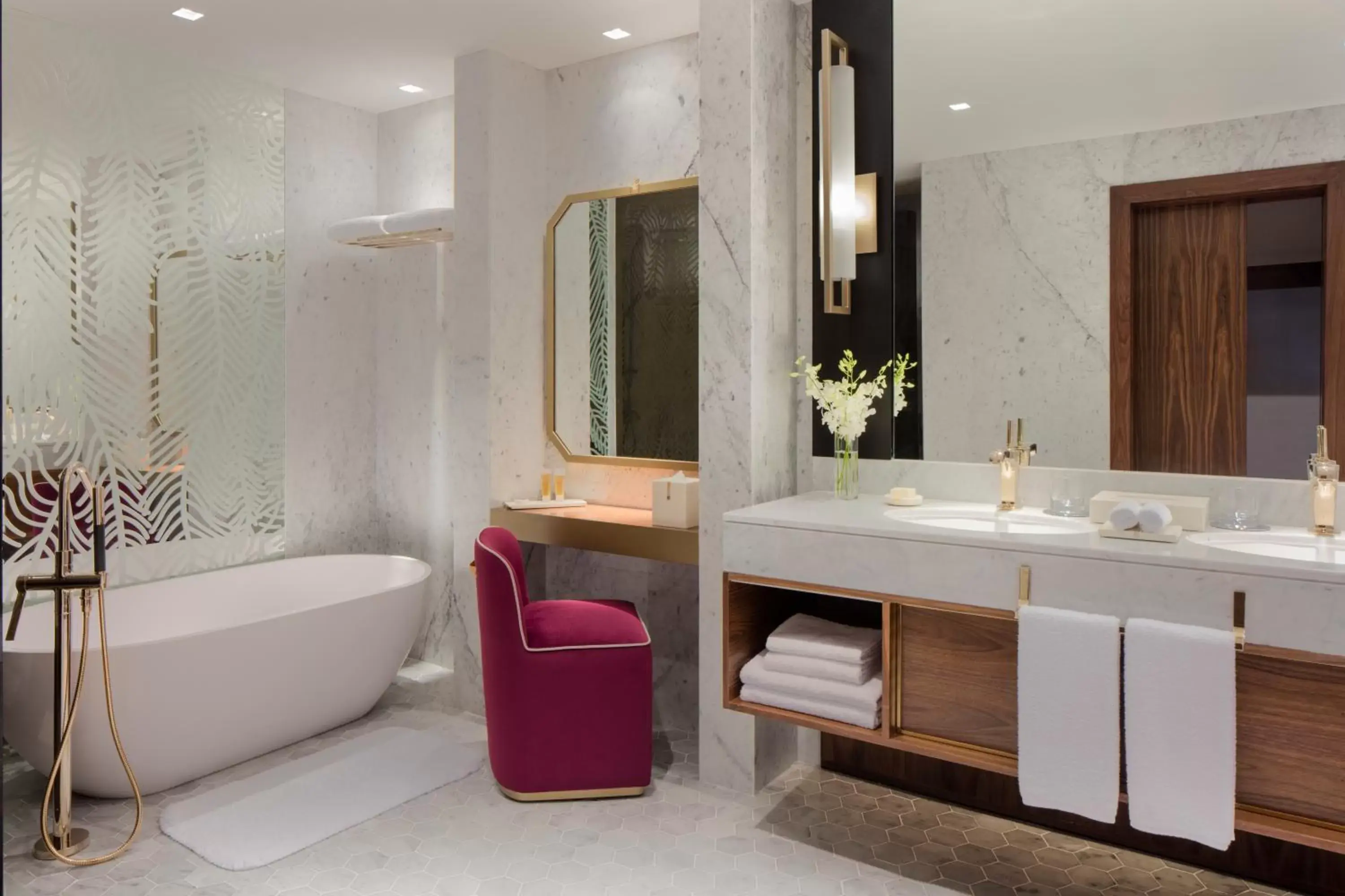 Shower, Bathroom in Grand Hyatt Dubai