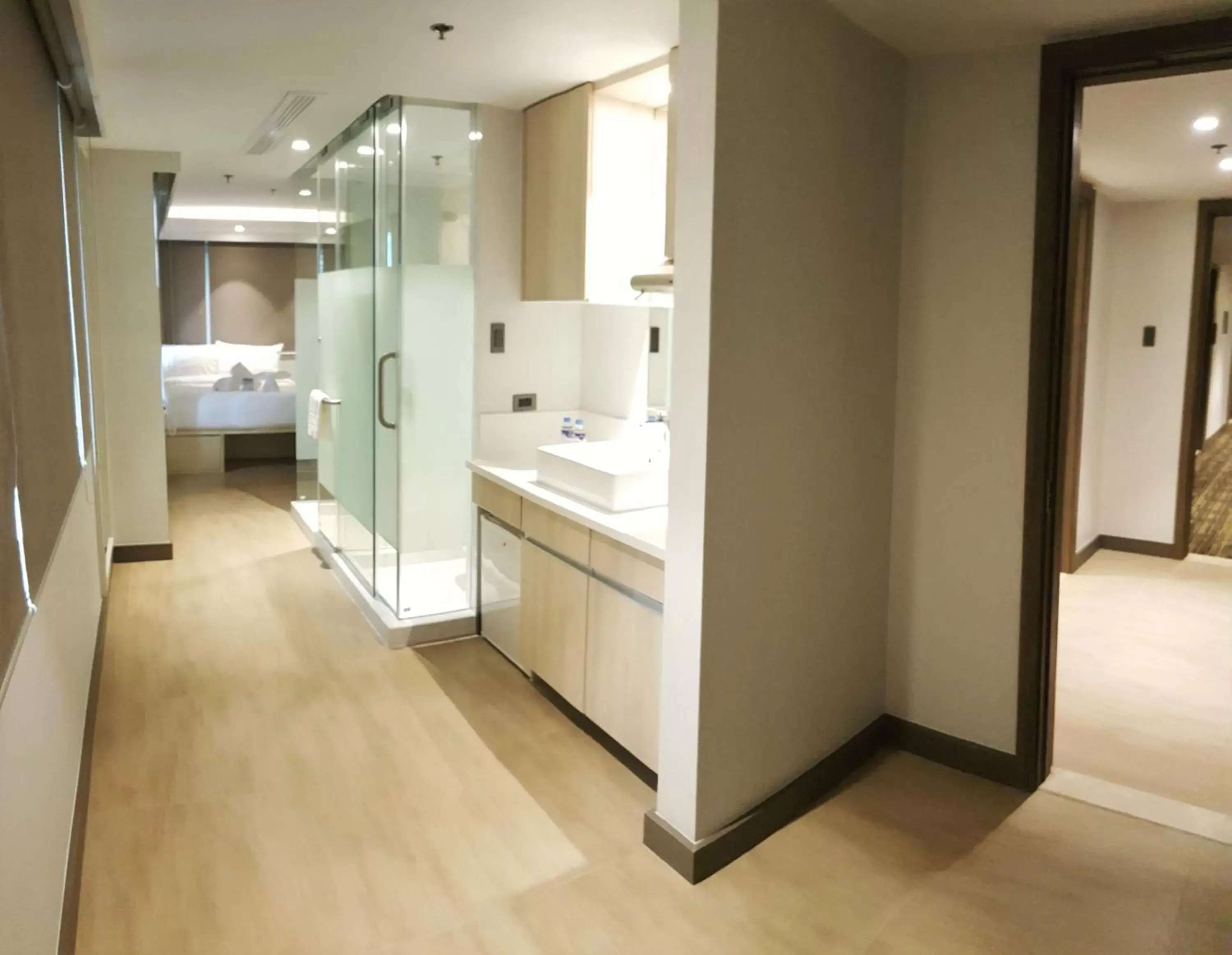 Bathroom in The Mini Suites - Eton Tower Makati