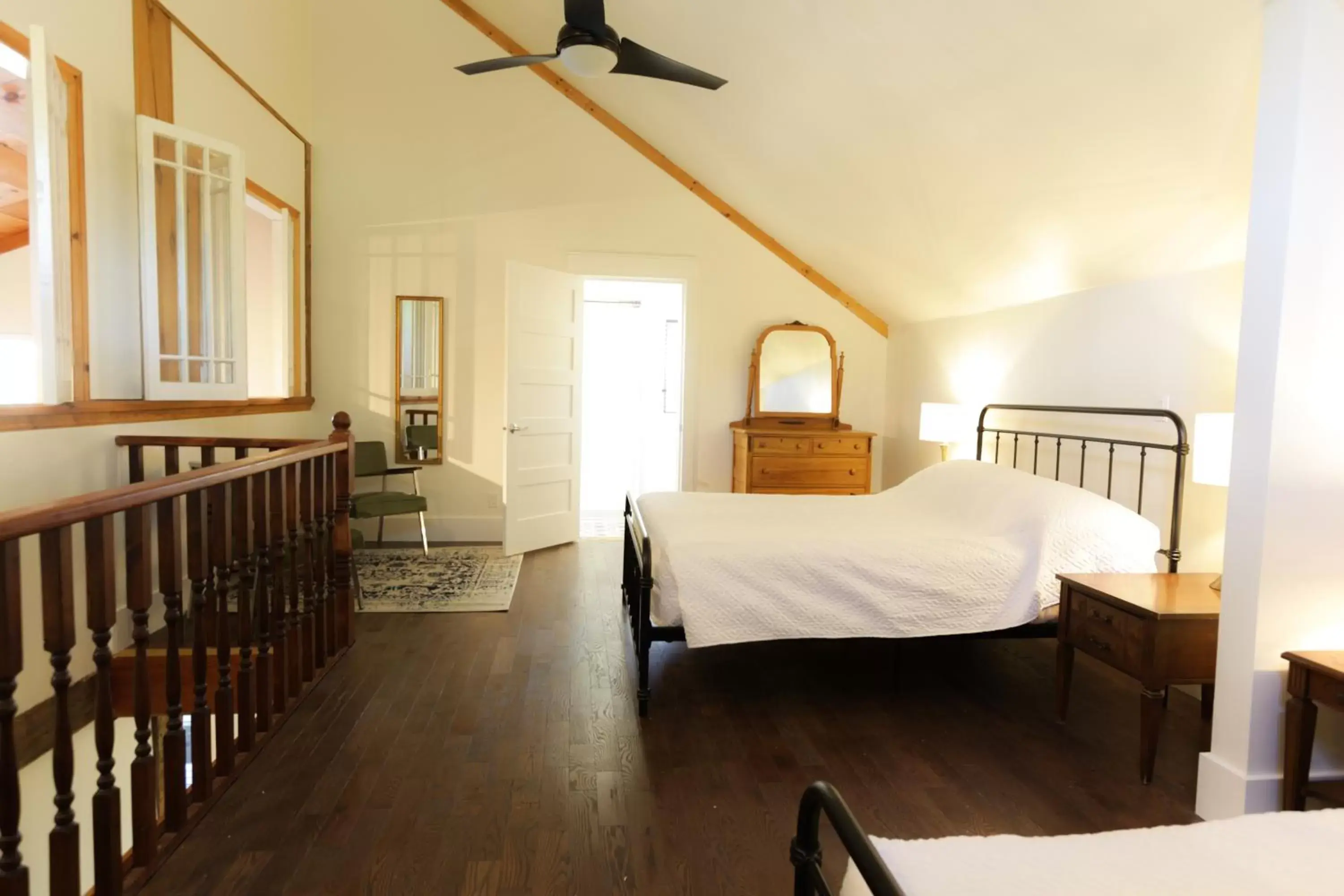 Bedroom in Jackson's Falls Country Inn