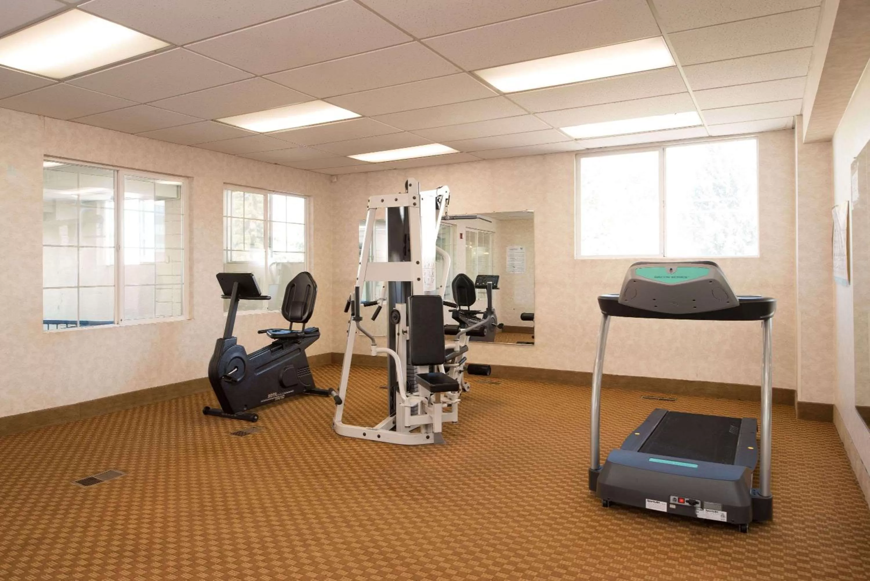 Fitness centre/facilities in Ramada by Wyndham Downtown Spokane